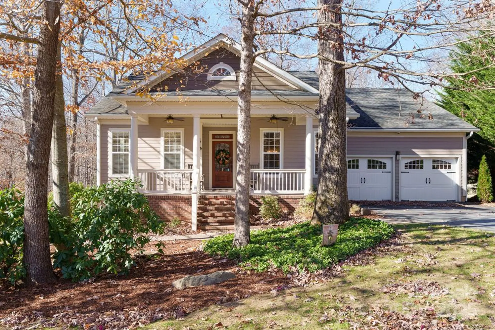 Property Slideshow image 1 of 48 | 279 fennel dun cir, Biltmore Lake, NC, 28715