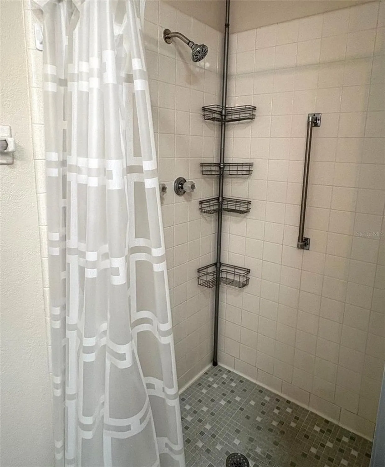 Property Slideshow image 20 of 34 | 1901 canterbury ln 10, Sun City Center, FL, 33573