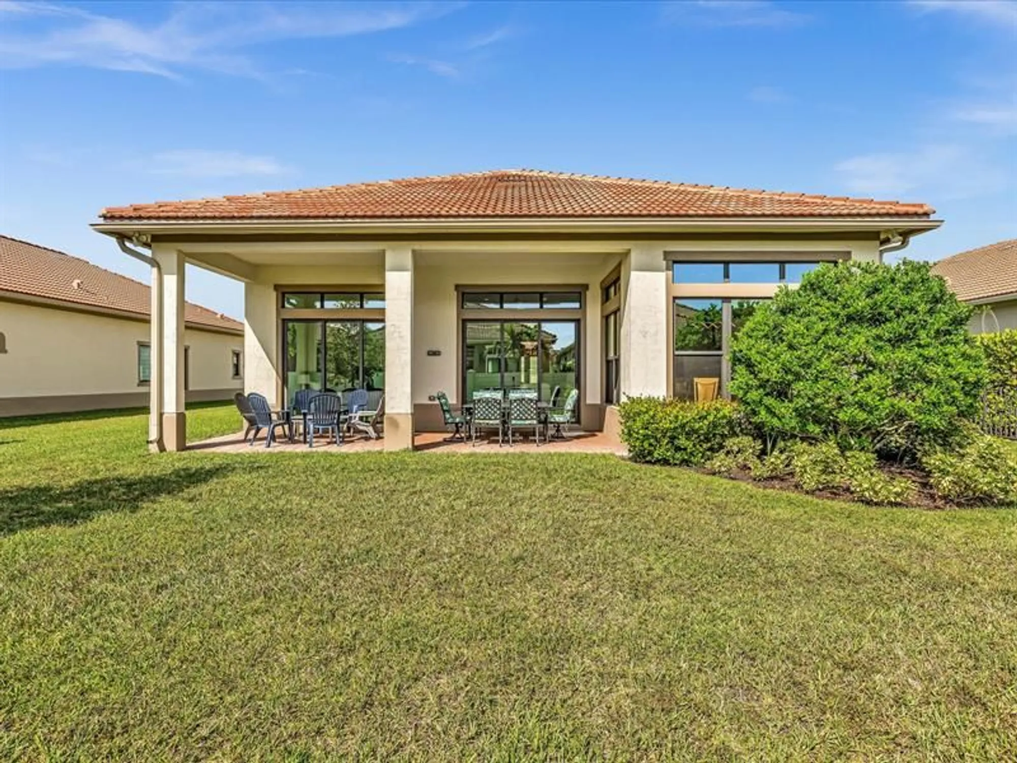 Property Slideshow image 31 of 98 | 8928 bastille cir e, Parkland, FL, 33076