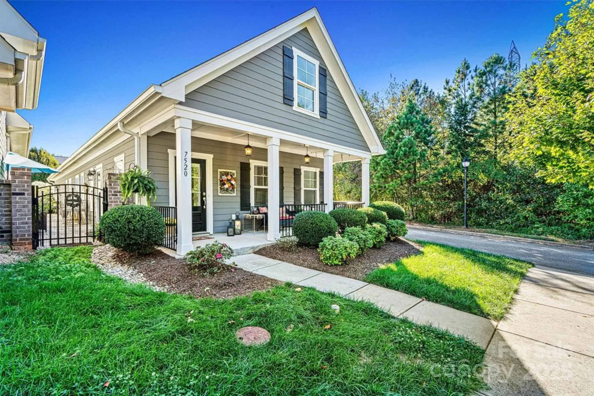 Property Slideshow image 2 of 35 | 7520 fairway villa cir, Denver, NC, 28037
