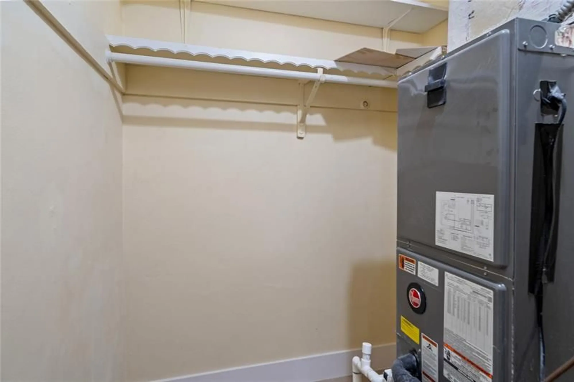 Property Slideshow image 14 of 31 | 4514 nw 49th dr, Tamarac, FL, 33319