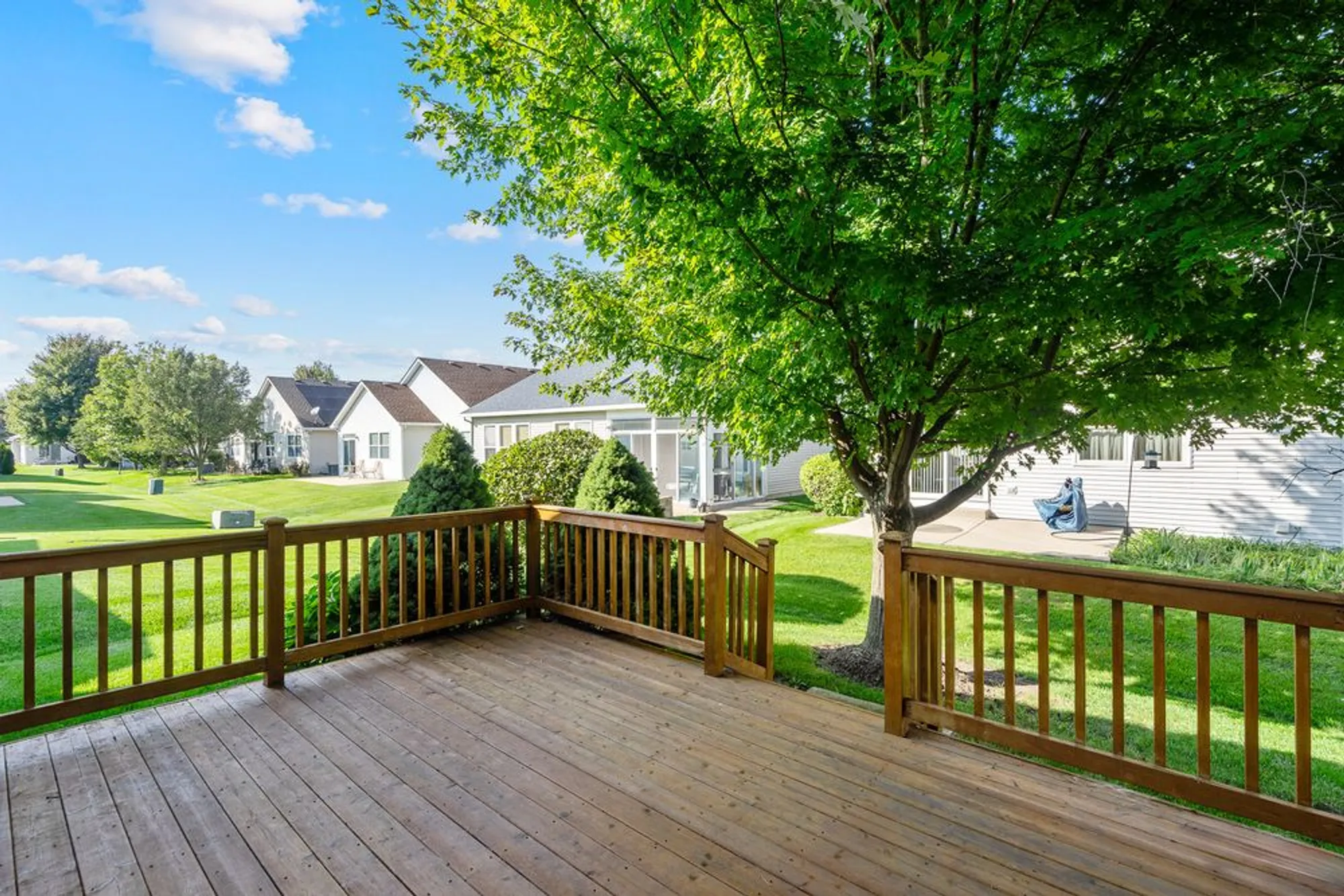 Property Slideshow image 24 of 39 | 1611 benzie cir, Romeoville, IL, 60446