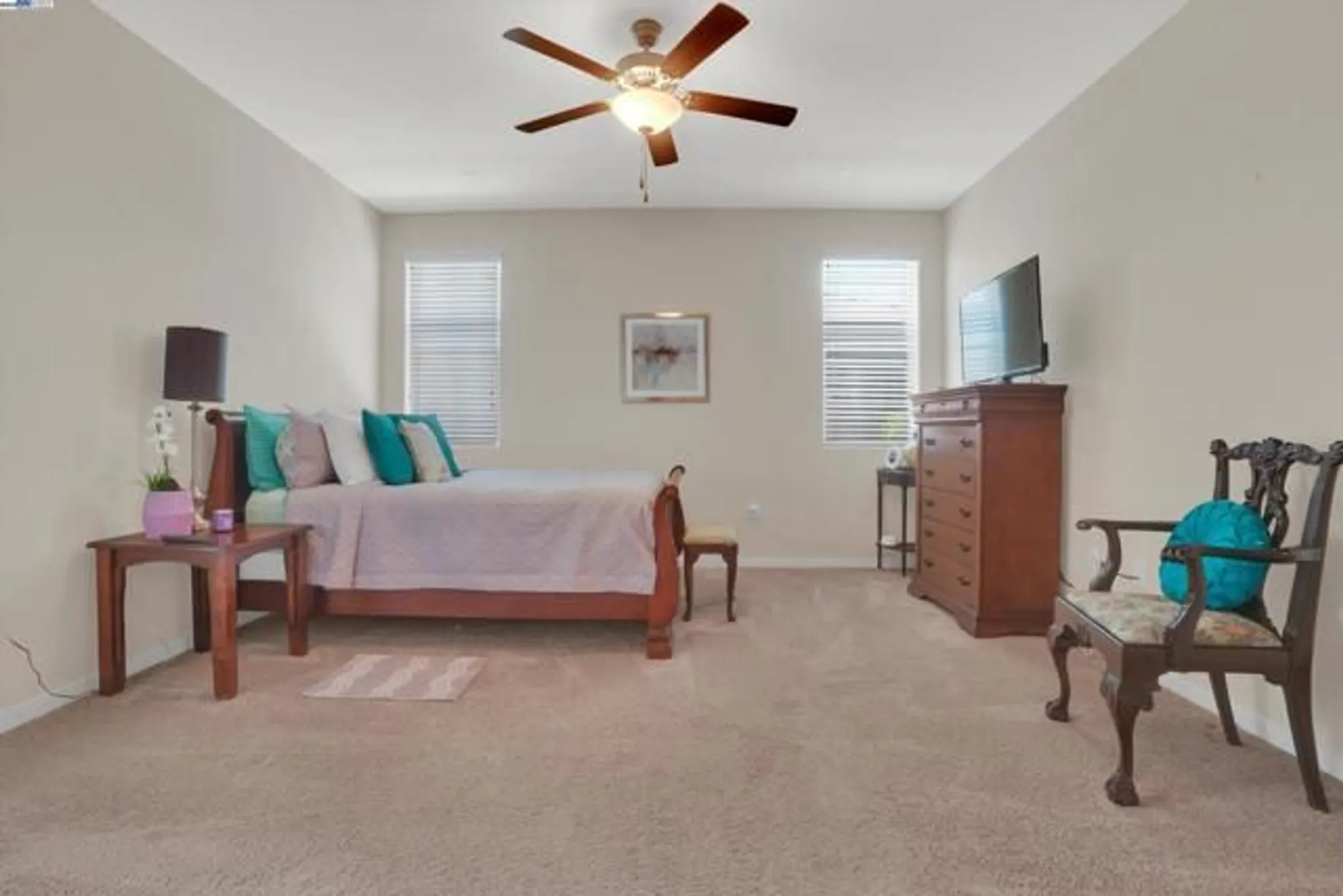 Property Slideshow image 24 of 36 | 2211 lavender pl, Rio Vista, CA, 94571