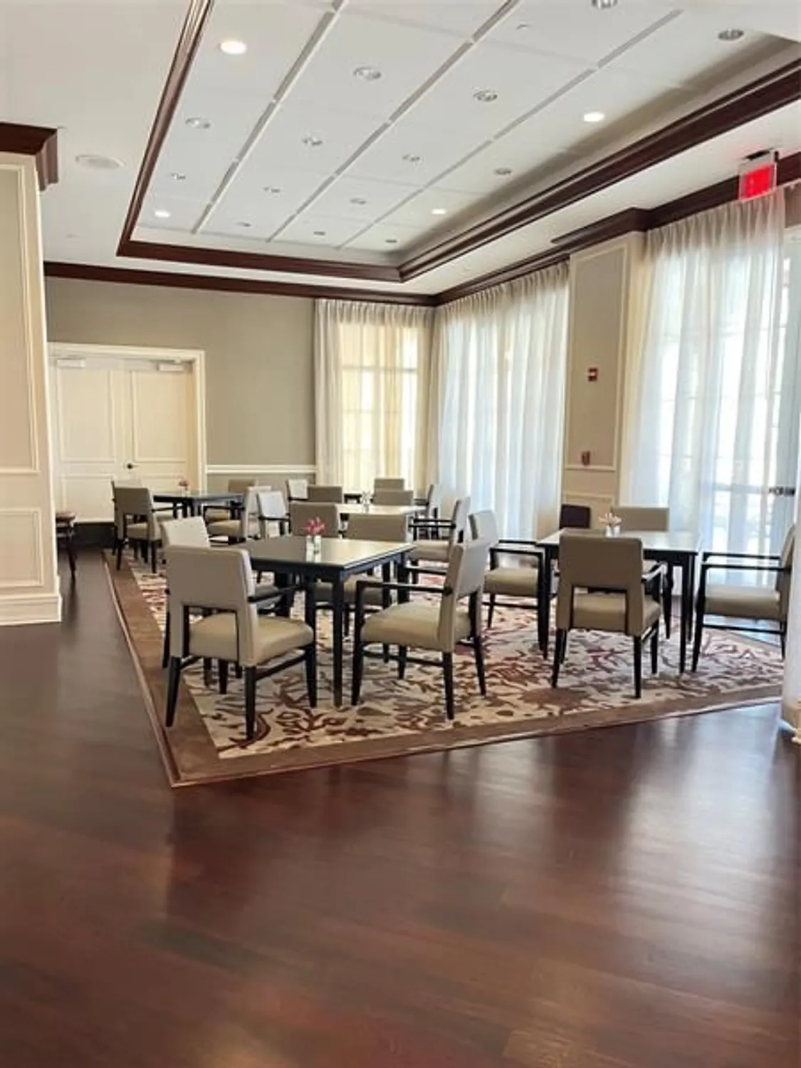 Property Slideshow image 25 of 32 | 16102 emerald estates dr 207, Weston, FL, 33331