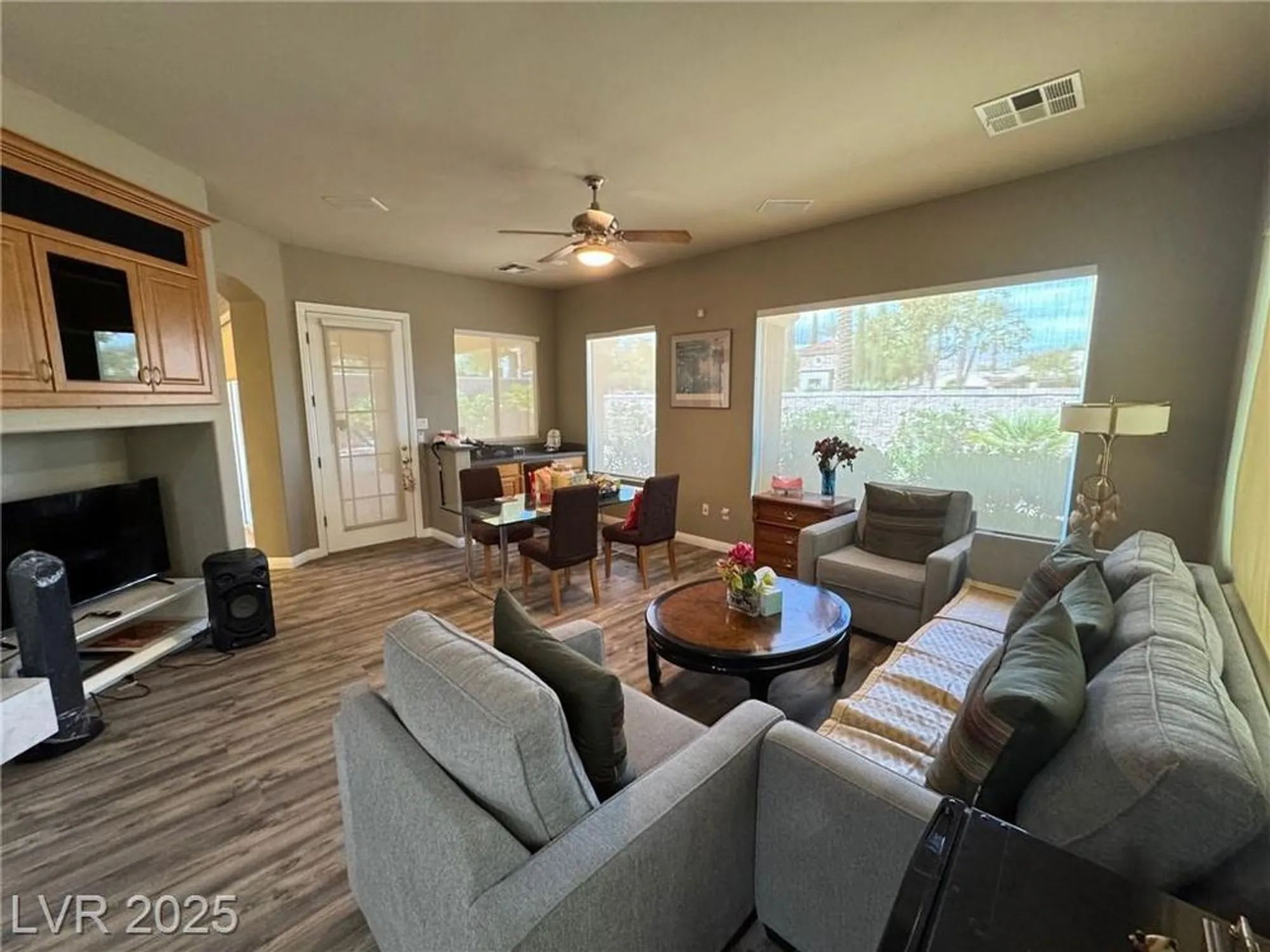 Property Slideshow image 7 of 47 | 4507 denaro dr, Las Vegas, NV, 89135
