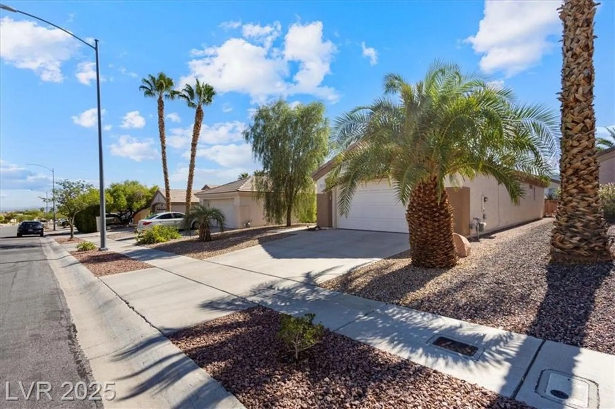 Property Slideshow image 31 of 36 | 2171 high mesa dr, Henderson, NV, 89012