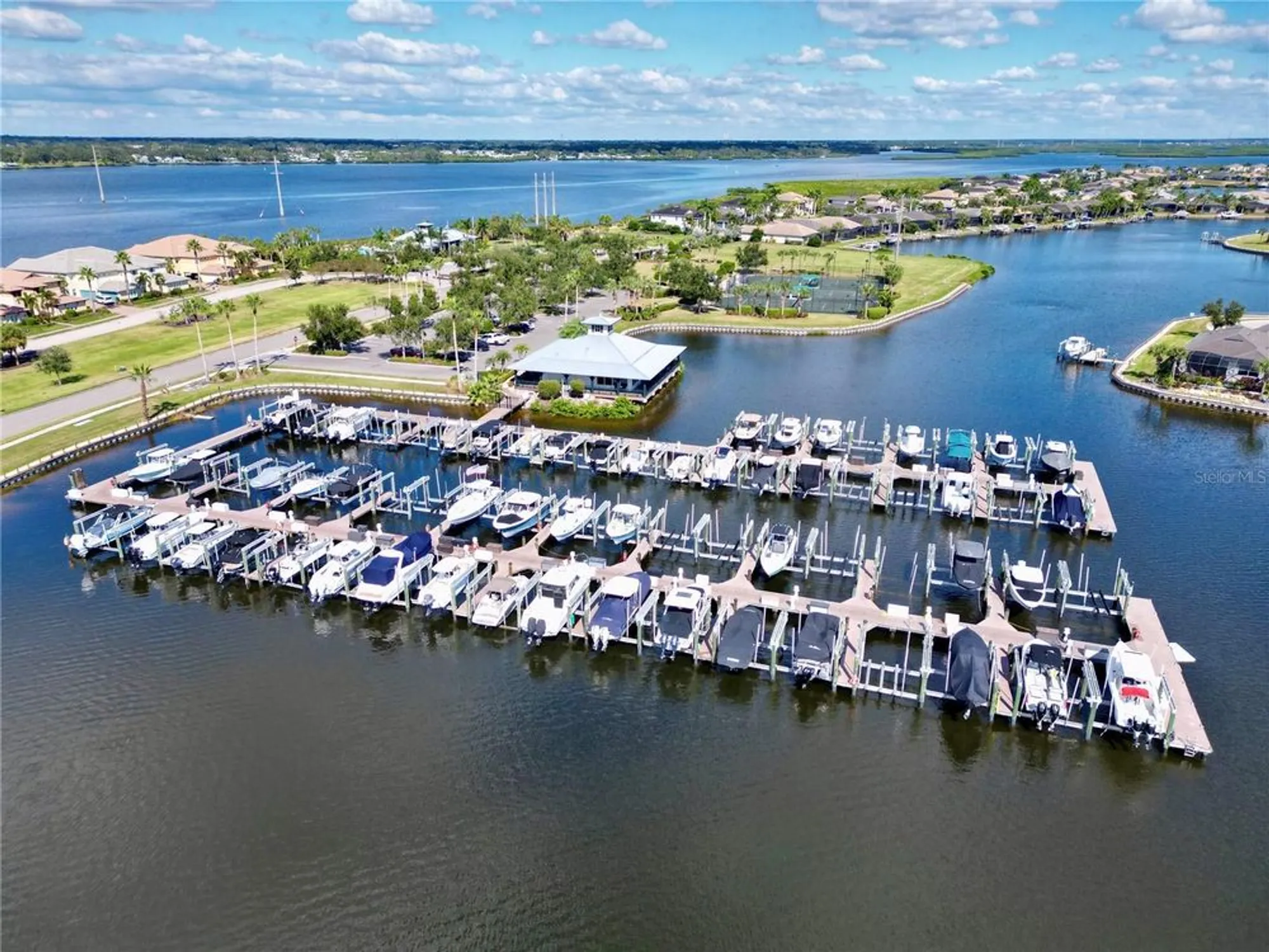 Property Slideshow image 78 of 89 | 1250 tidewater ct, Bradenton, FL, 34208