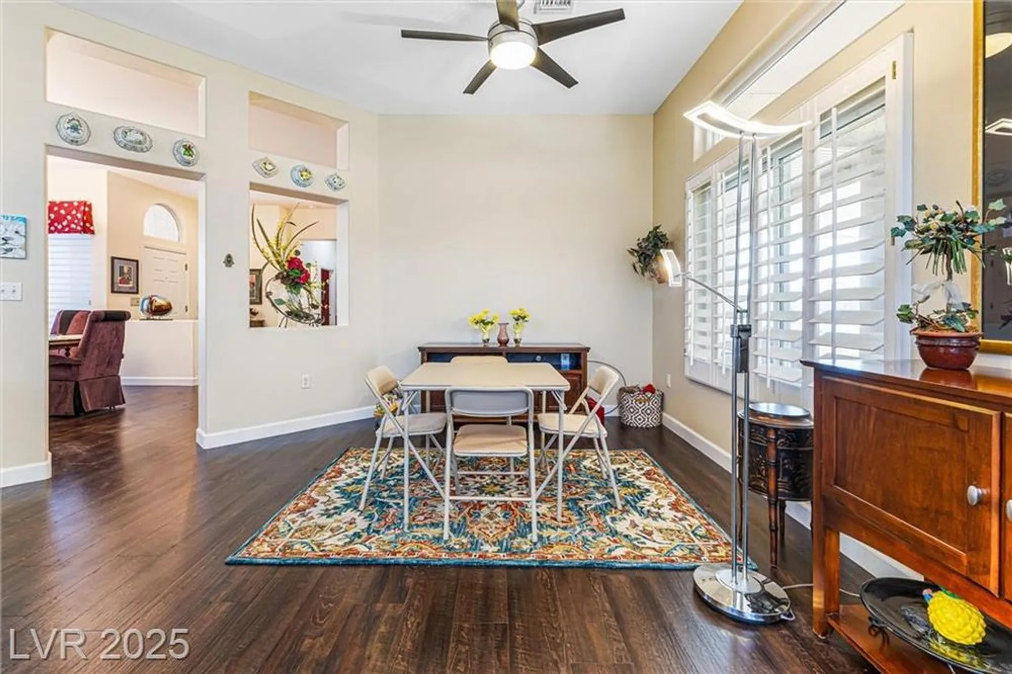 Property Slideshow image 16 of 55 | 1901 capestone st, Las Vegas, NV, 89134