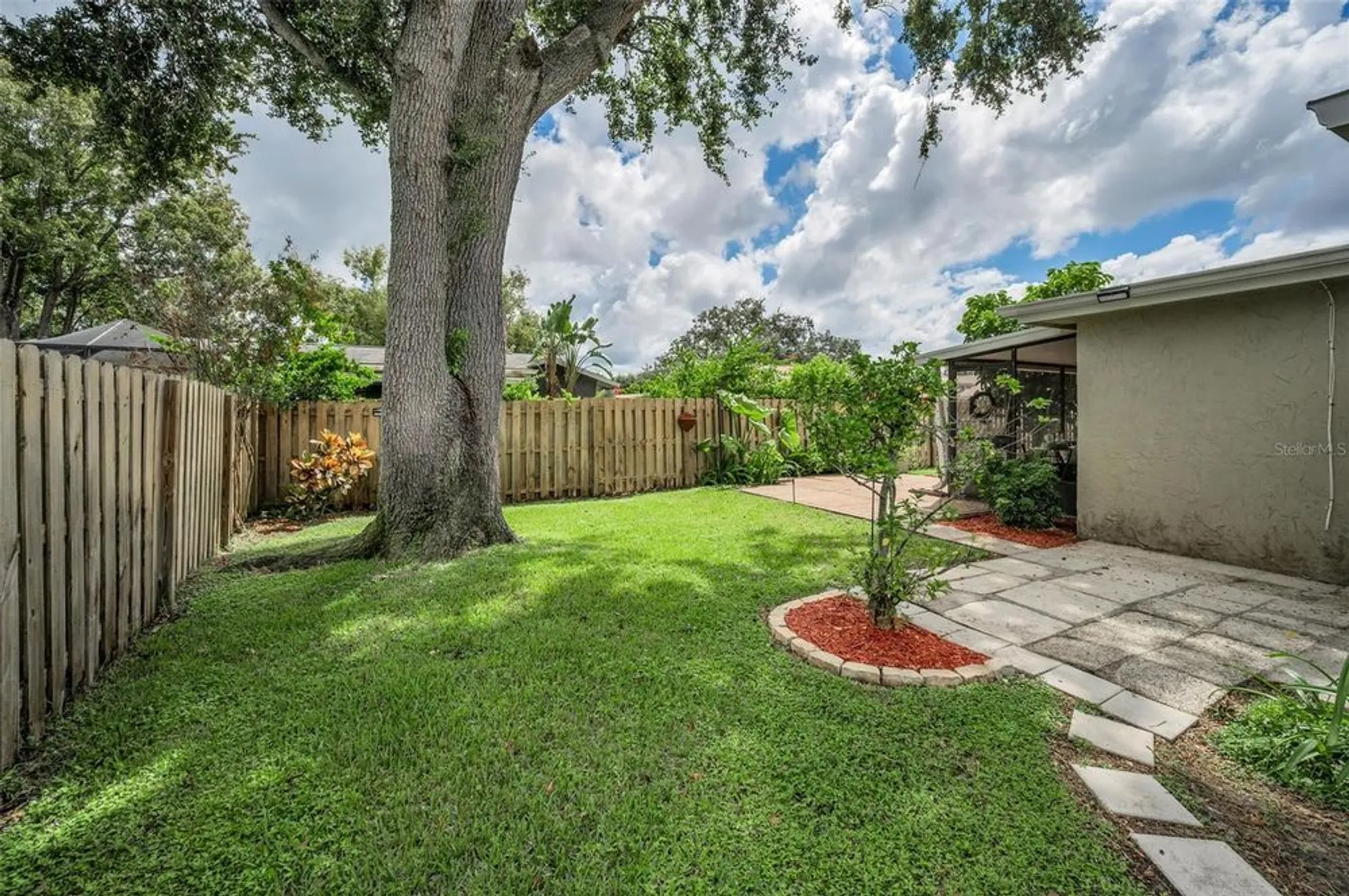 Property Slideshow image 46 of 70 | 921 anchorage ln, Palm Harbor, FL, 34685