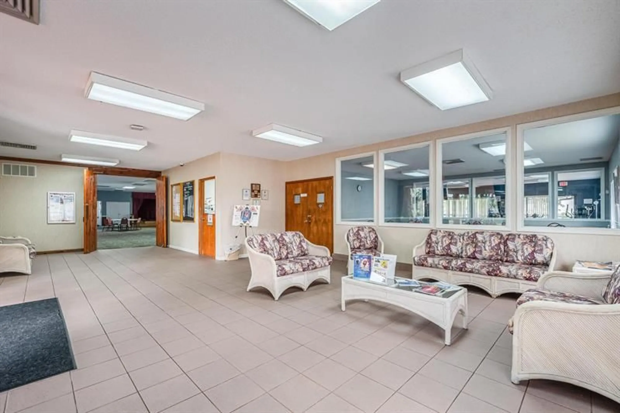 Property Slideshow image 28 of 32 | 4955 e sabal palm blvd 104, Tamarac, FL, 33319