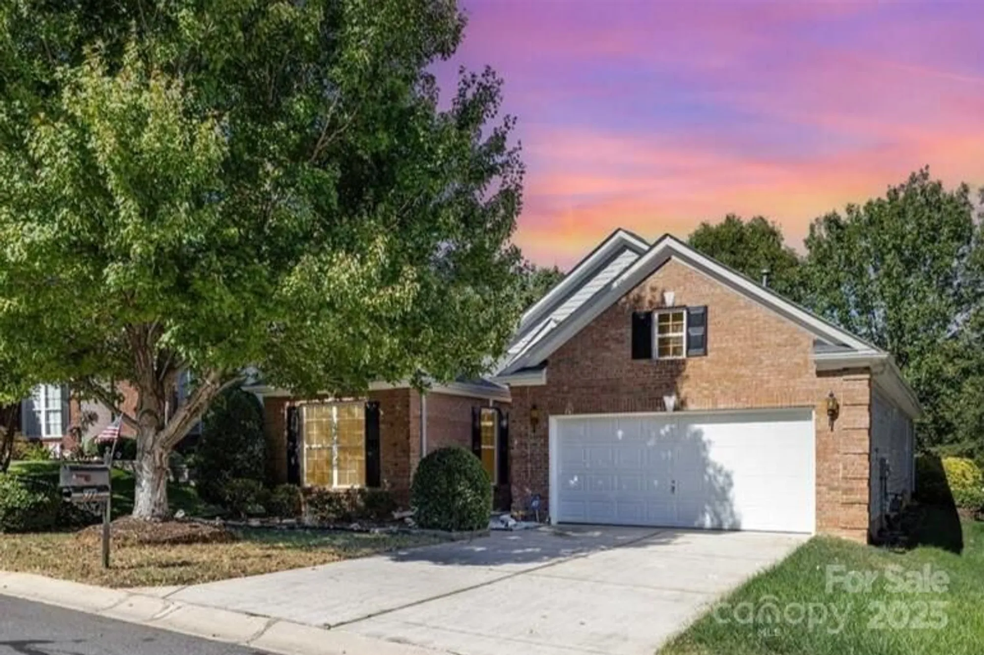 Property Slideshow image 1 of 48 | 977 platinum dr, Fort Mill, SC, 29708