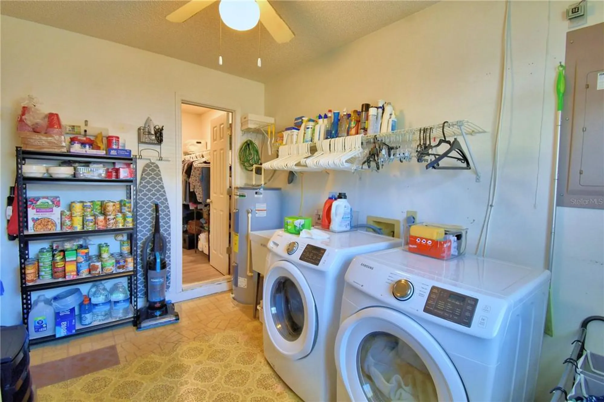 Property Slideshow image 32 of 60 | 4823 colonnades cir, Lakeland, FL, 33811