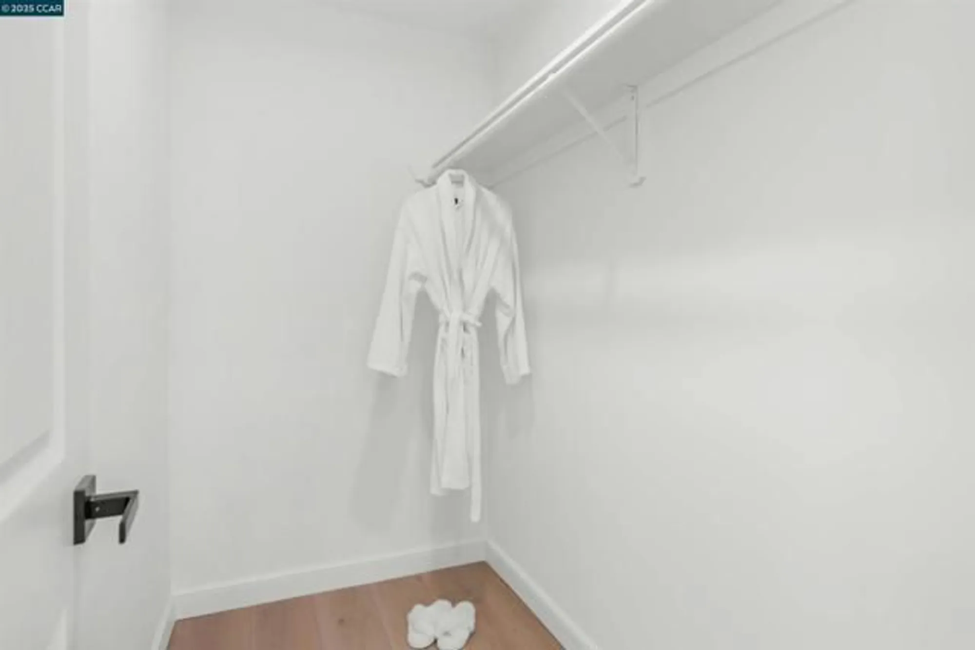 Property Slideshow image 27 of 48 | 2933 ptarmigan dr 3, Walnut Creek, CA, 94595