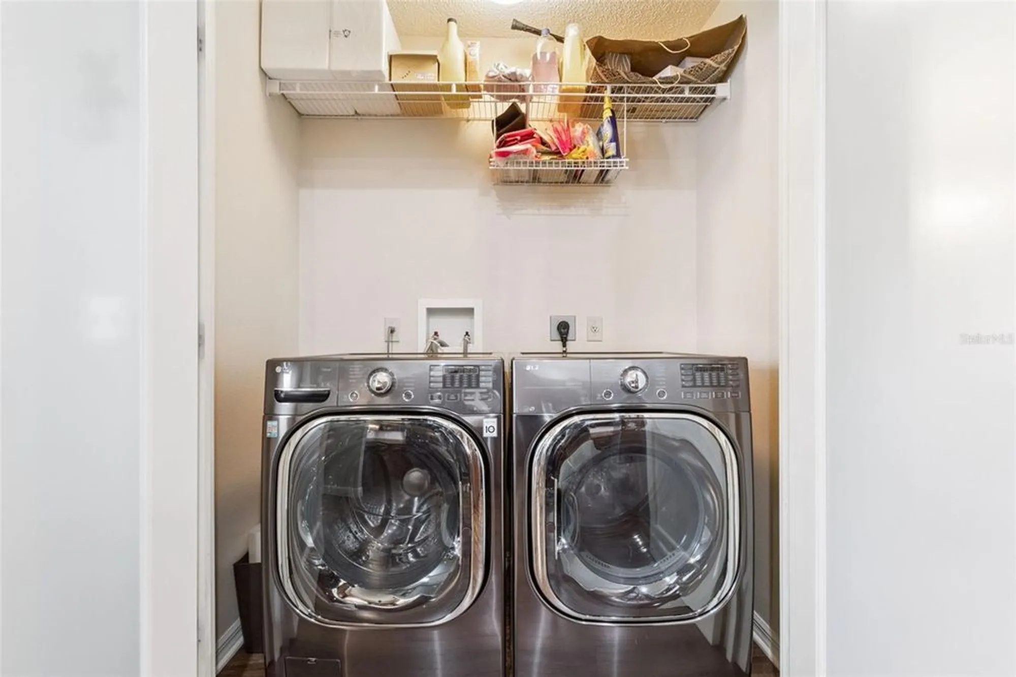 Property Slideshow image 10 of 44 | 1130 avenida de las casas, Lady Lake, FL, 32159