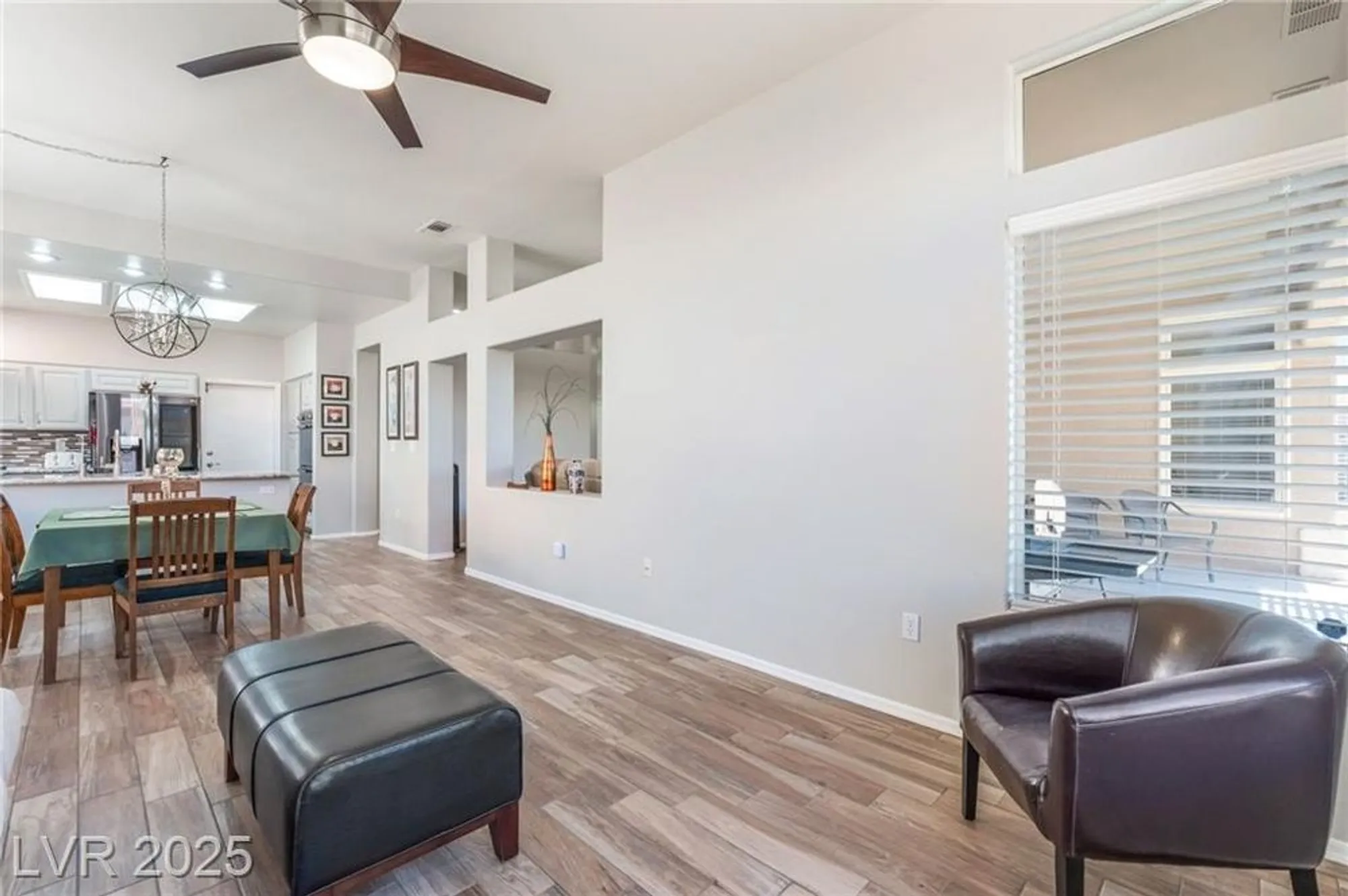 Property Slideshow image 11 of 42 | 10413 willamette pl, Las Vegas, NV, 89134
