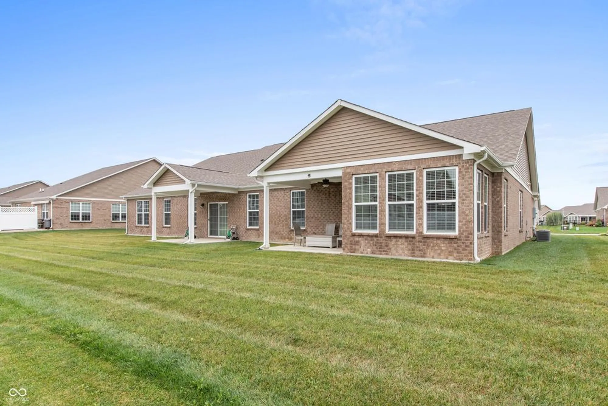 Property Slideshow image 22 of 23 | 253 darrough dr, Greenwood, IN, 46143