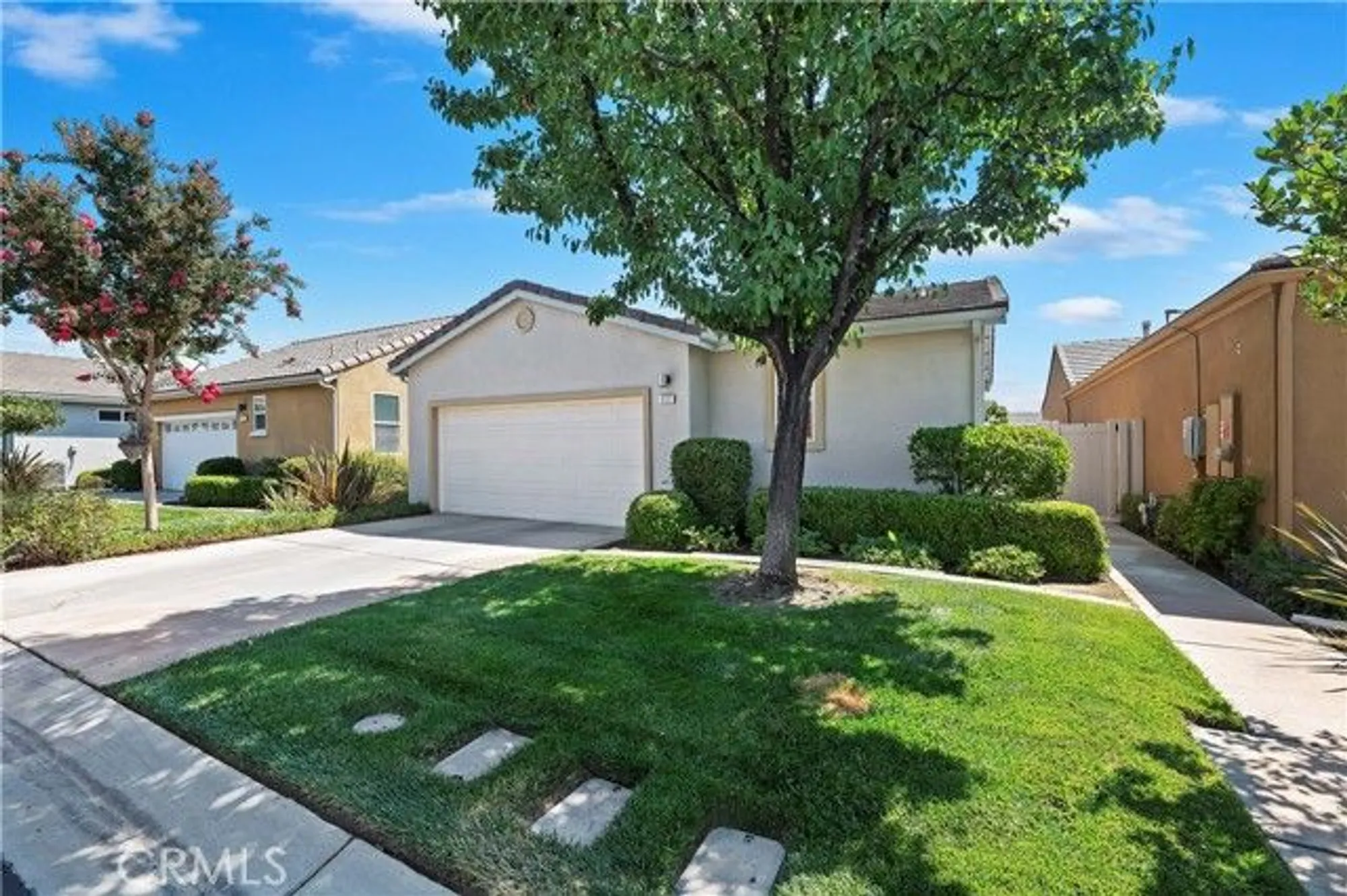 Property Slideshow image 4 of 49 | 117 paint crk, Beaumont, CA, 92223