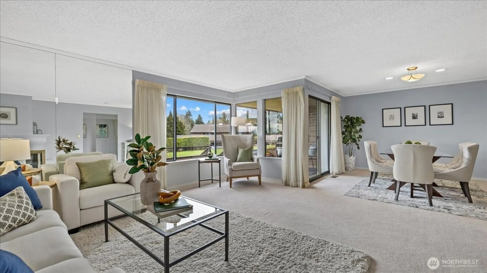 Property Slideshow image 5 of 38 | 10743 glen acres dr s # 10743, Seattle, WA, 98168