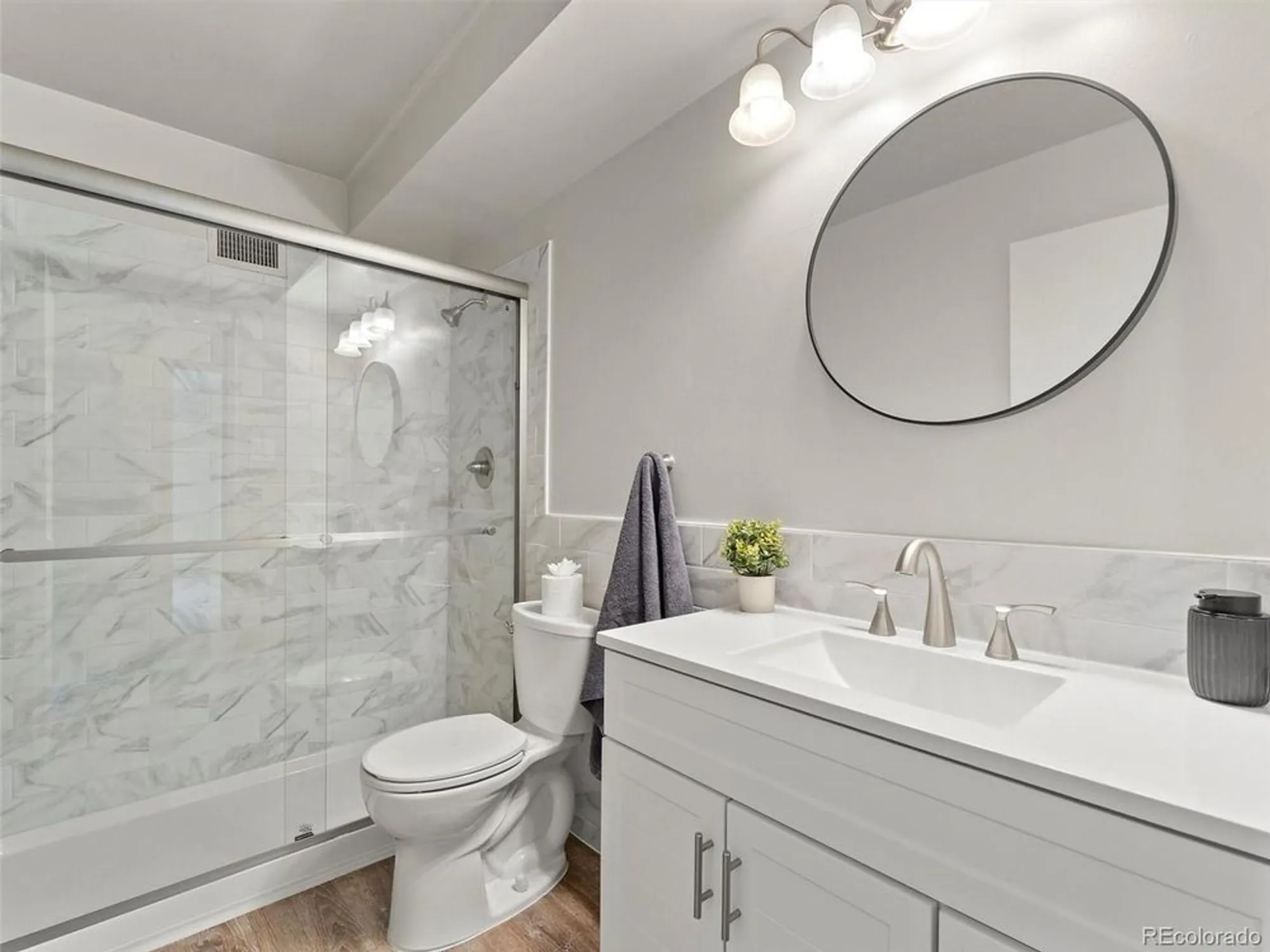 Property Slideshow image 8 of 37 | 605 s alton way 2b, Denver, CO, 80247