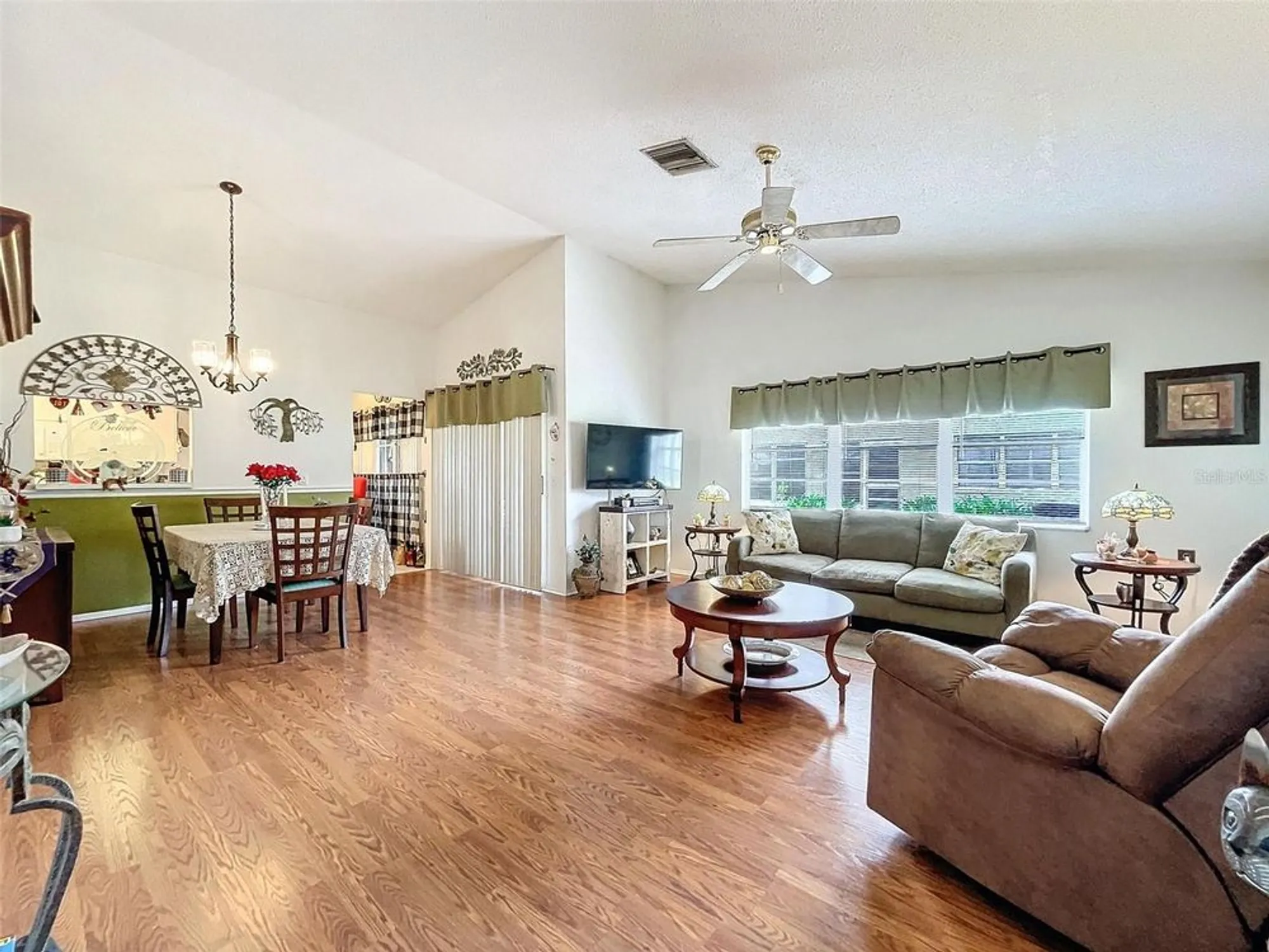 Property Slideshow image 9 of 29 | 4912 enfield ct, New Port Richey, FL, 34655