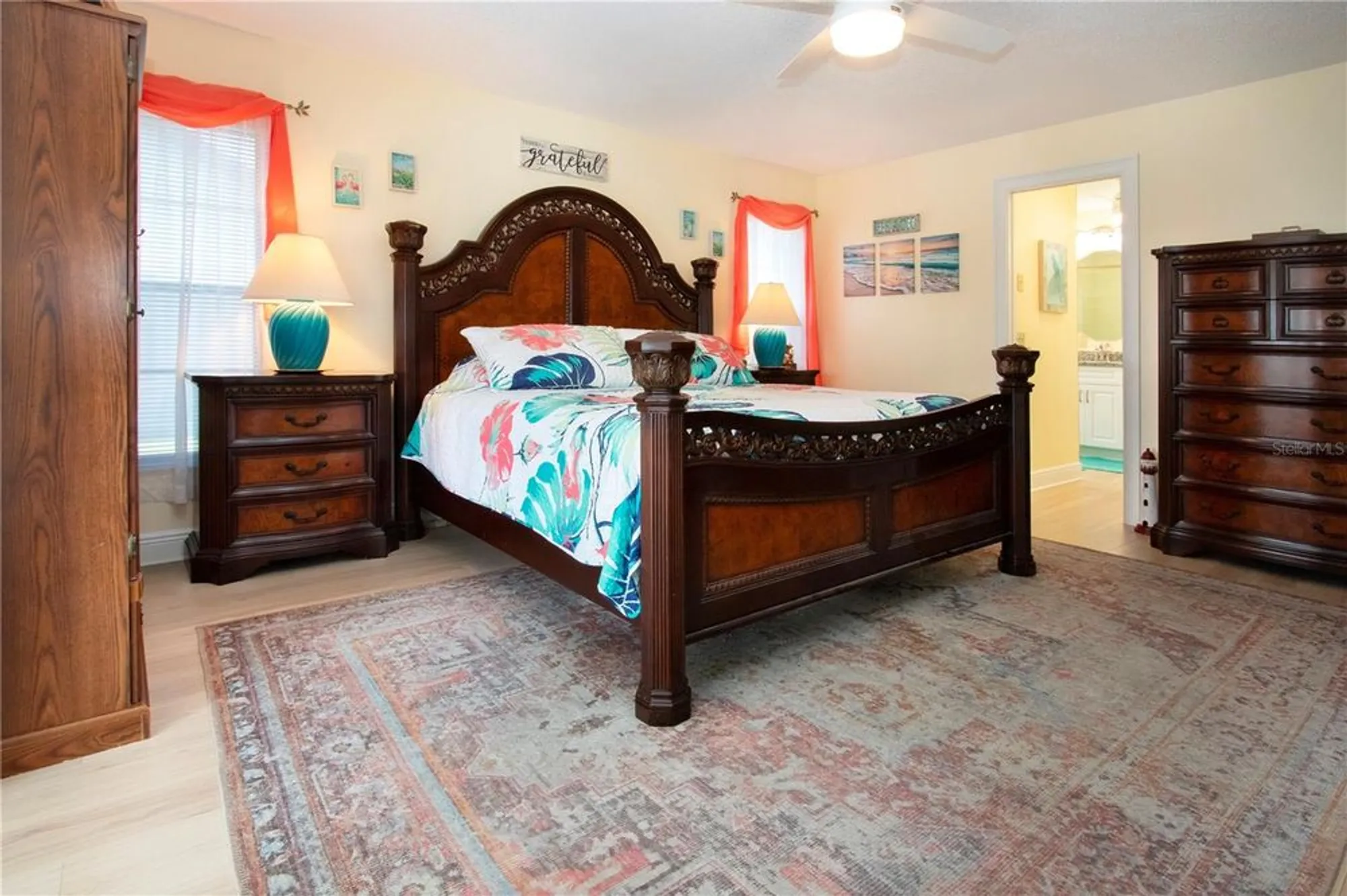 Property Slideshow image 41 of 69 | 2016 east view dr, Sun City Center, FL, 33573