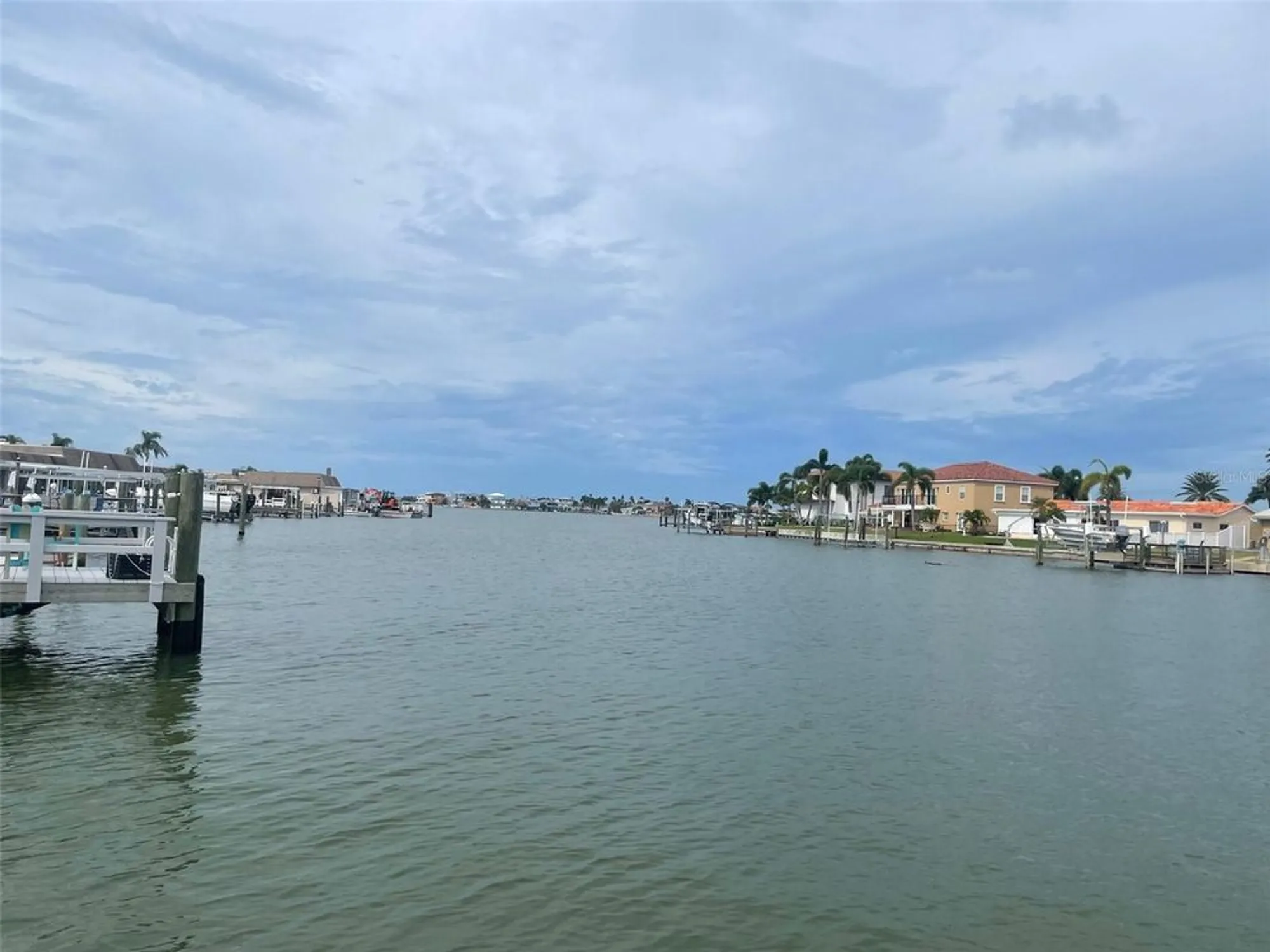 Property Slideshow image 49 of 50 | 543 boca ciega point blvd n # 2709, St Petersburg, FL, 33708