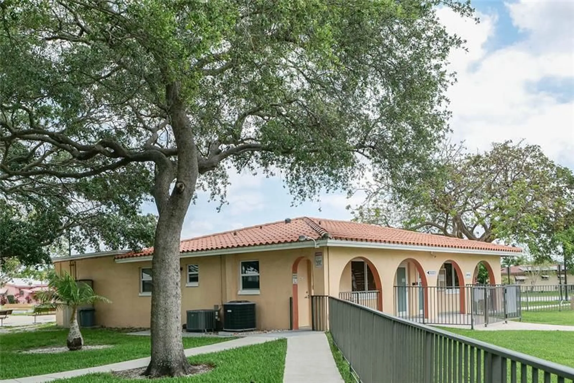 Property Slideshow image 55 of 55 | 4510 nw 45th ct, Tamarac, FL, 33319