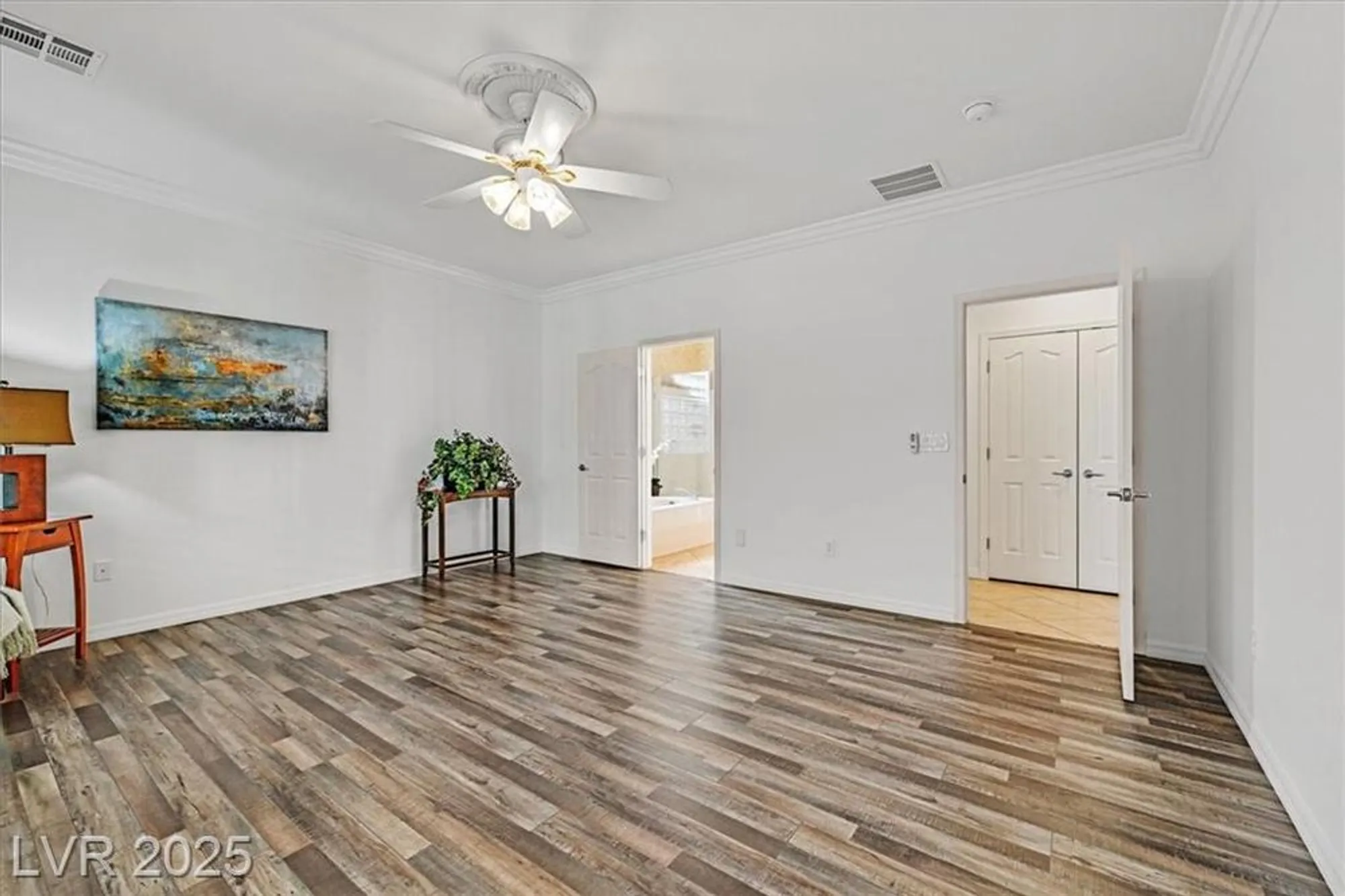Property Slideshow image 13 of 40 | 2164 sawtooth mountain dr, Henderson, NV, 89044