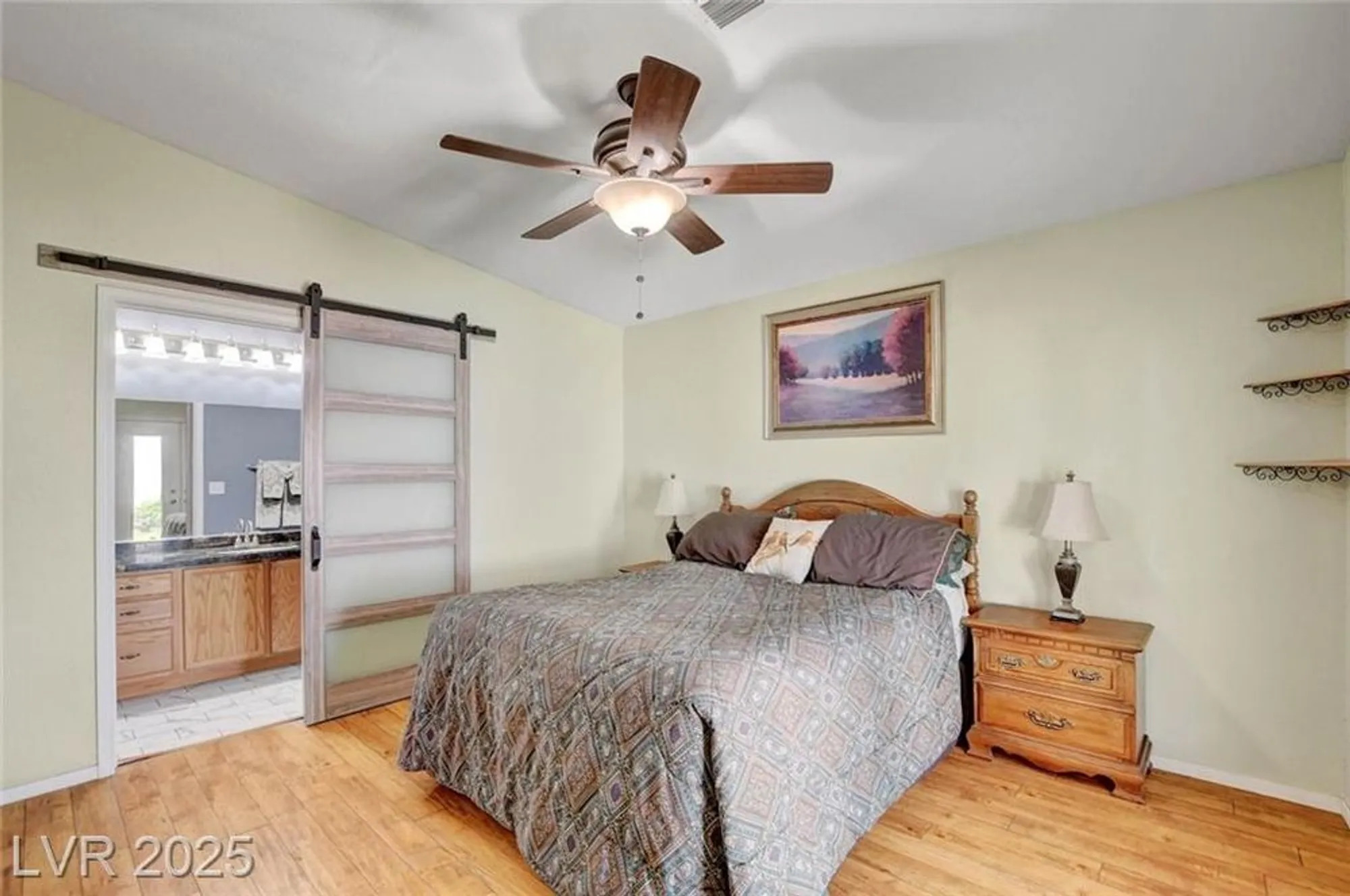 Property Slideshow image 23 of 56 | 5043 mascaro dr, Las Vegas, NV, 89122