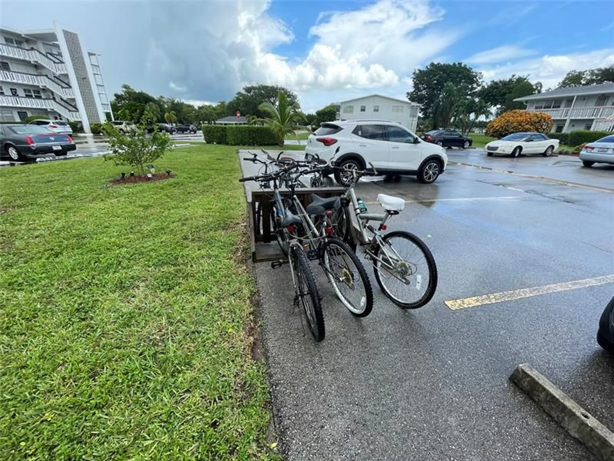 Property Slideshow image 4 of 69 | 139 oakridge j # 139, Deerfield Beach, FL, 33442