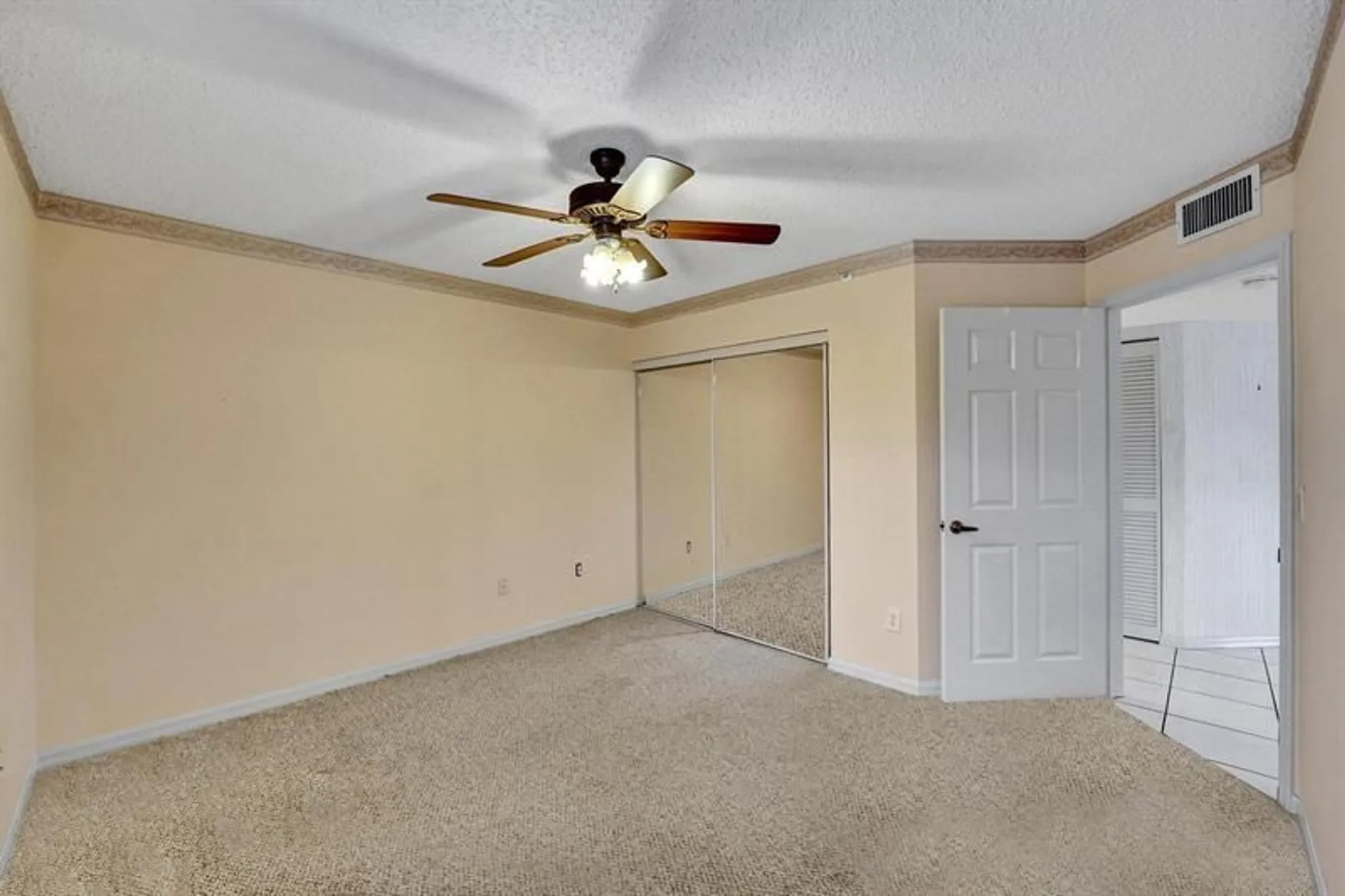 Property Slideshow image 26 of 61 | 9587 weldon cir apt b312, Fort Lauderdale, FL, 33321