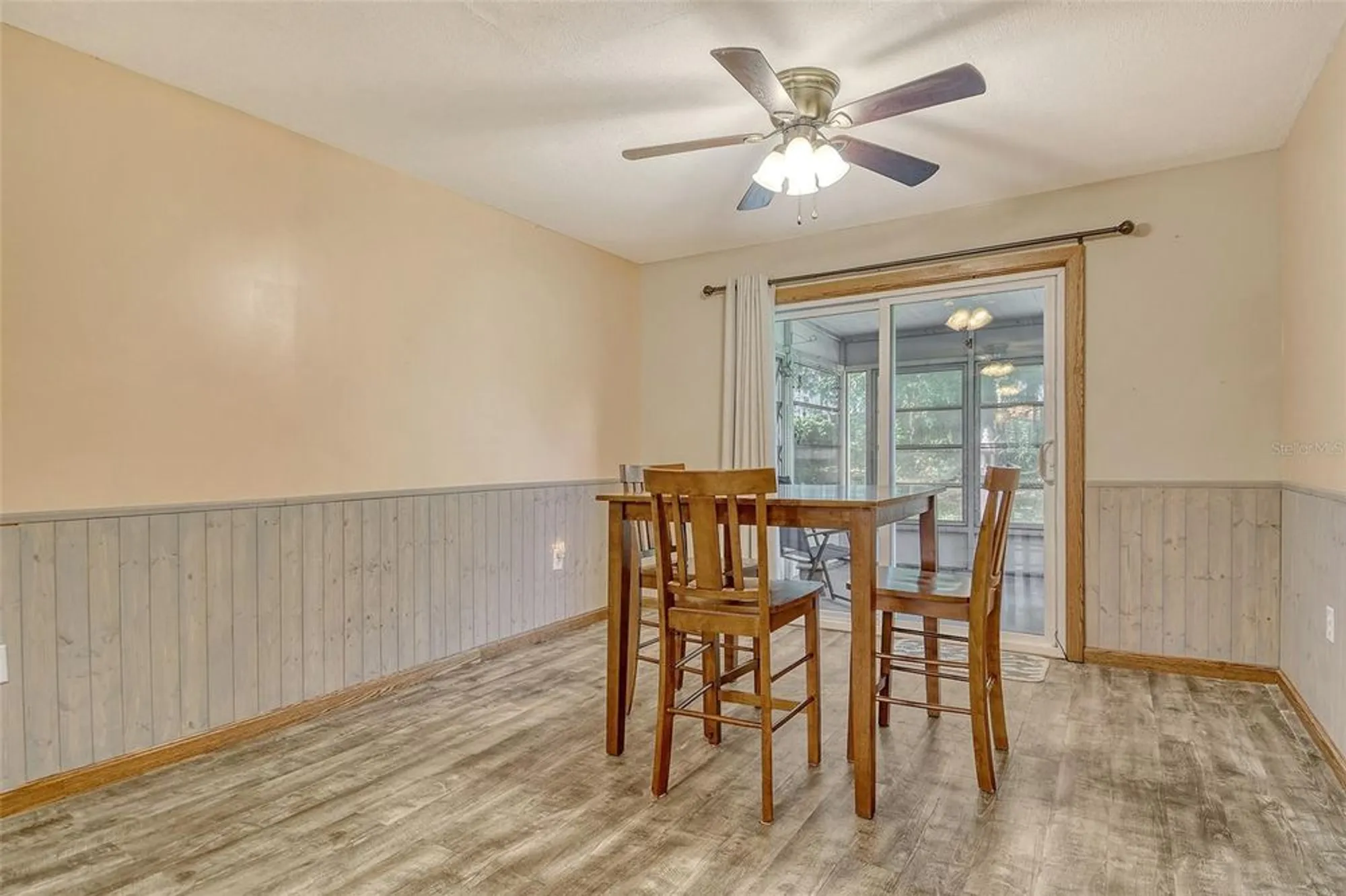 Property Slideshow image 11 of 64 | 4130 heron way # b-115, Bradenton, FL, 34205