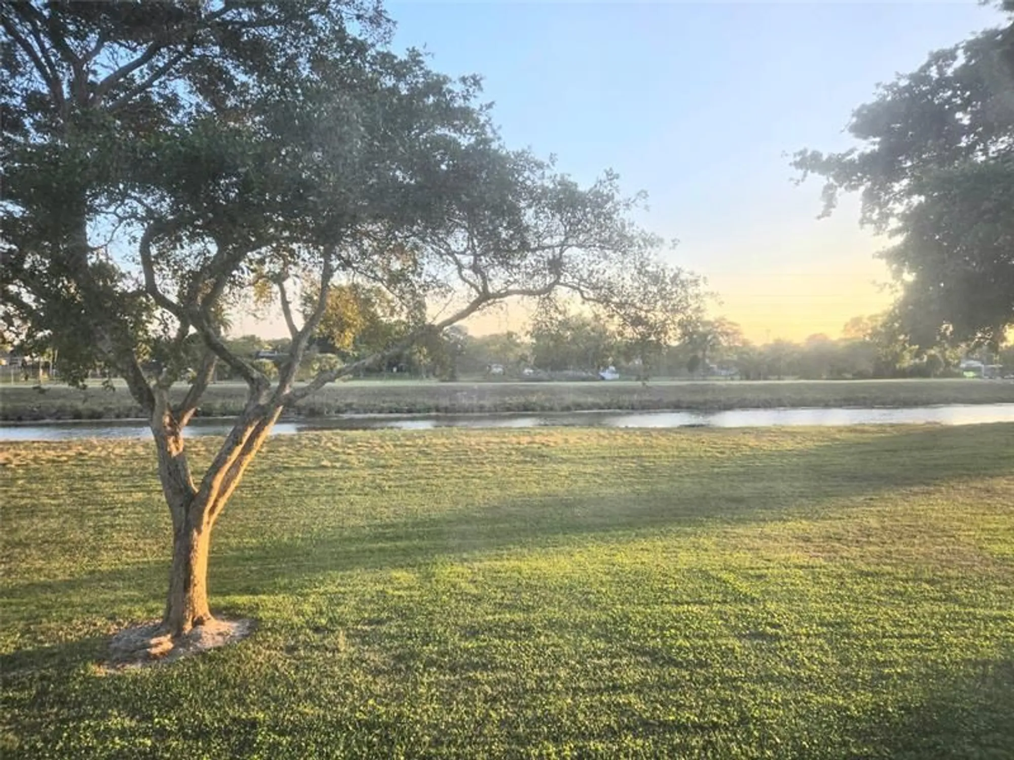 Property Slideshow image 2 of 18 | 7610 nw 1st st 203, Margate, FL, 33063