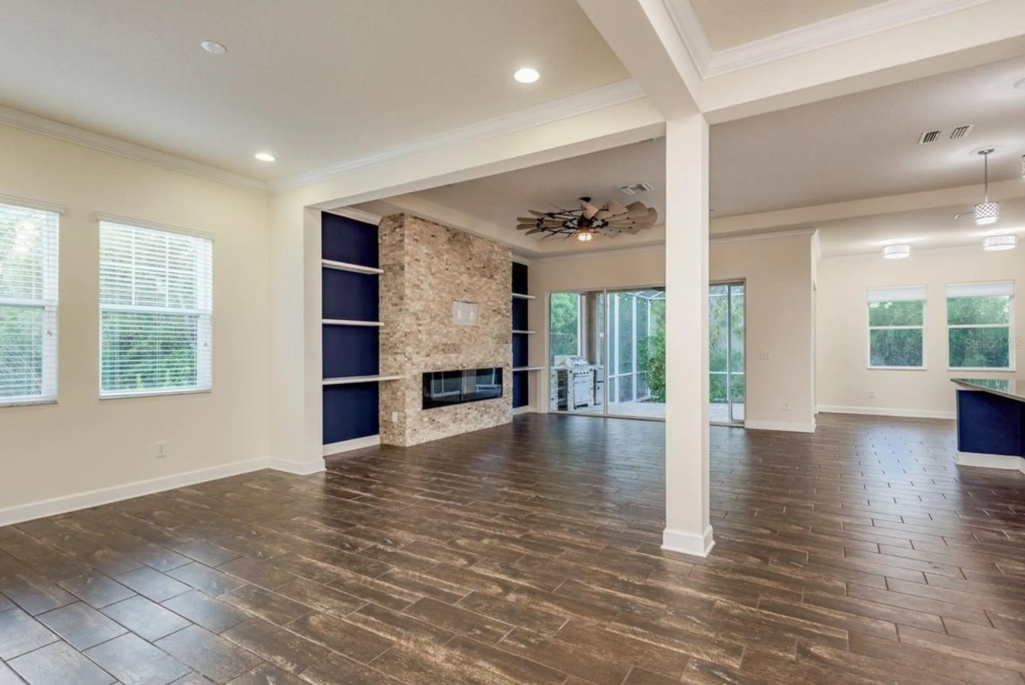 Property Slideshow image 4 of 43 | 5116 coastal scene dr, Apollo Beach, FL, 33572