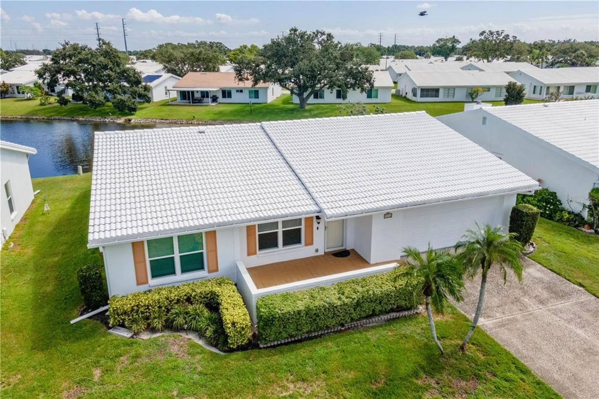 Property Slideshow image 35 of 37 | 9221 40th way n # 5, Pinellas Park, FL, 33782