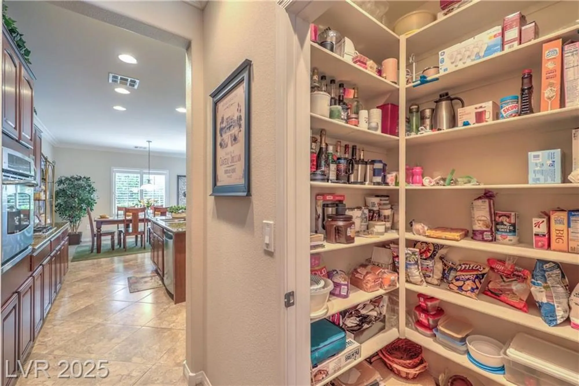 Property Slideshow image 22 of 39 | 2225 blackburn hills ave, Henderson, NV, 89044