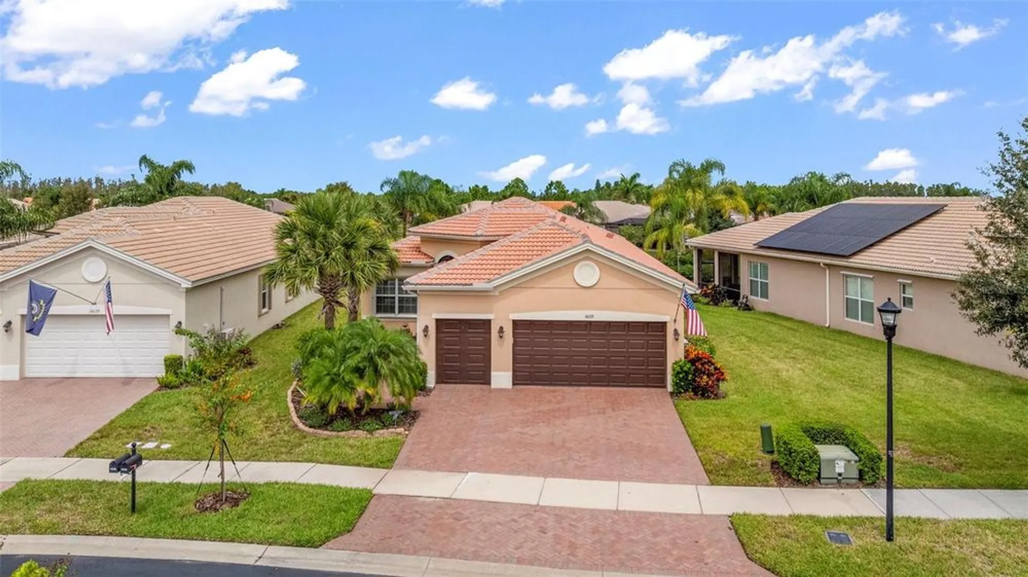 Property Slideshow image 1 of 49 | 16133 coquina bay ln, Wimauma, FL, 33598