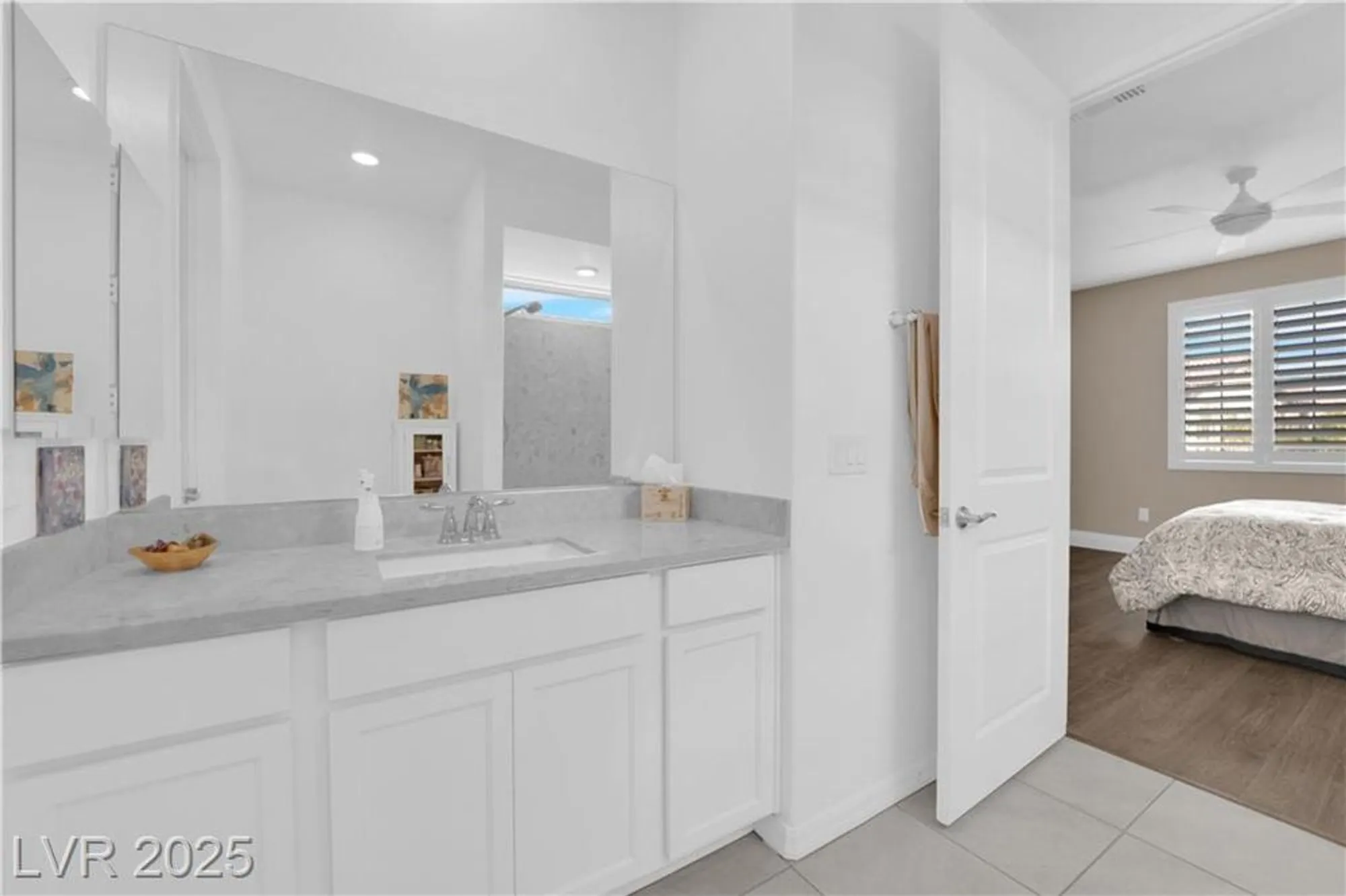 Property Slideshow image 26 of 57 | 11 arid crest ave, Henderson, NV, 89011