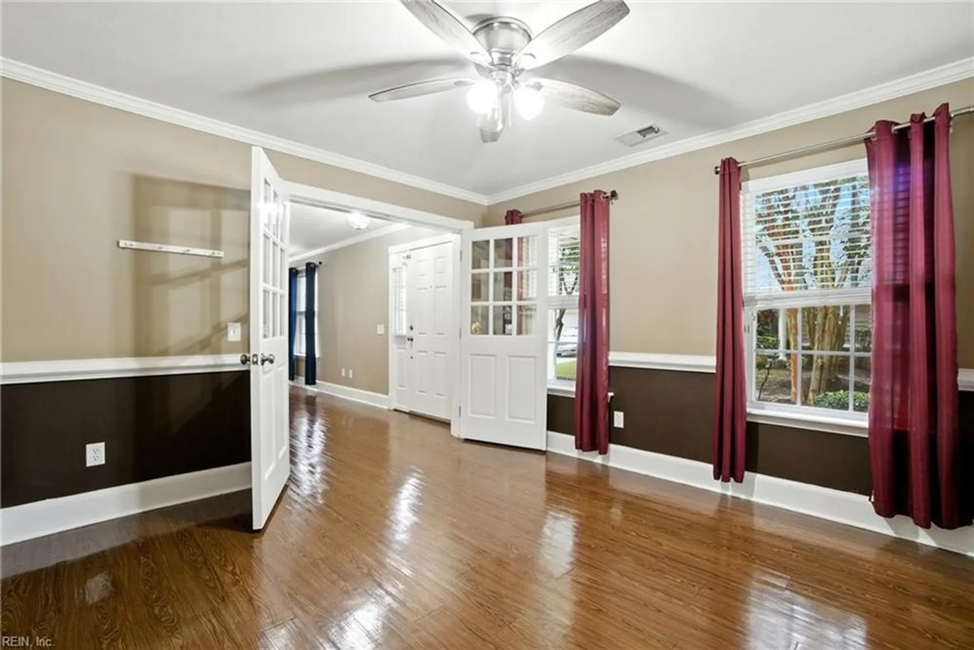 Property Slideshow image 7 of 46 | 809 mason ct, Chesapeake, VA, 23320