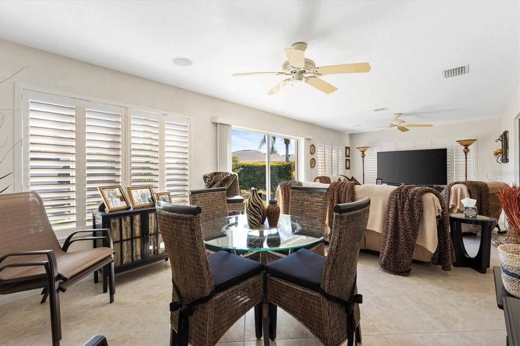 Property Slideshow image 19 of 37 | 552 society hill cir, The Villages, FL, 32162