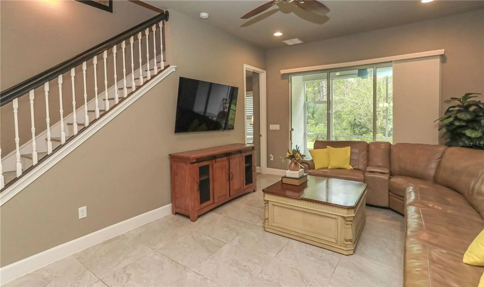 Property Slideshow image 20 of 92 | 875 pinewood dr, Ormond Beach, FL, 32174