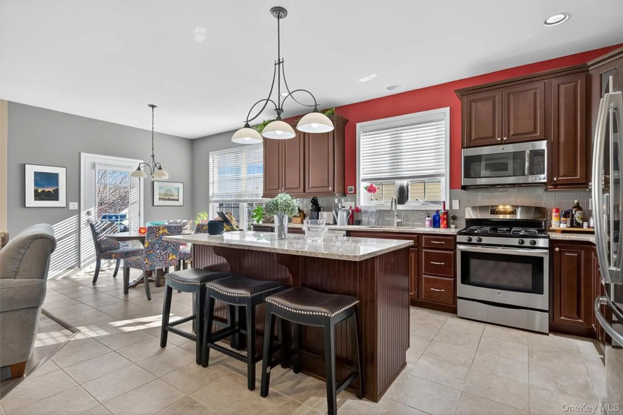 Property Slideshow image 14 of 43 | 21 cyprus dr, Middletown, NY, 10940