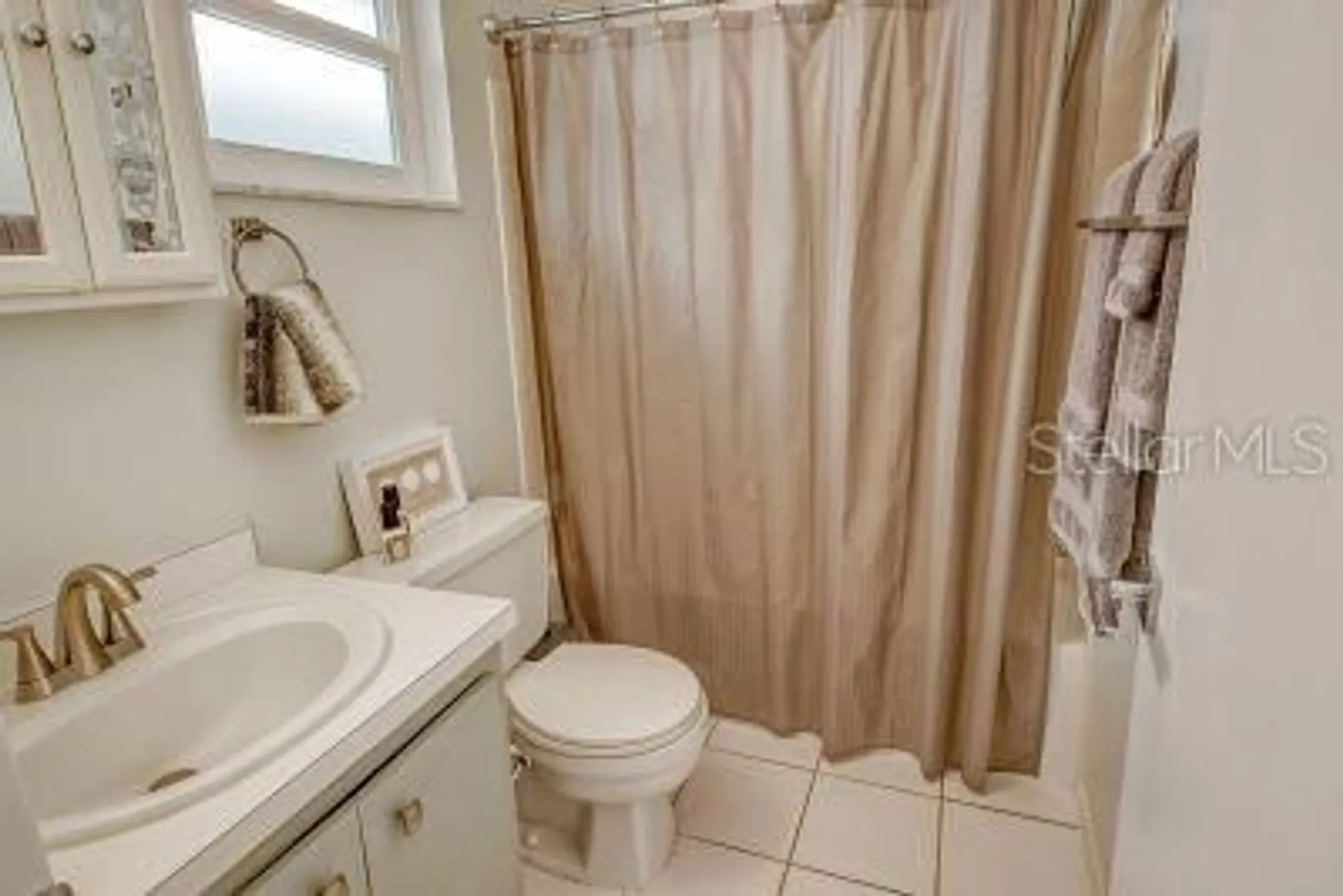 Property Slideshow image 28 of 37 | 2607 riverbluff pkwy # v145, Sarasota, FL, 34231