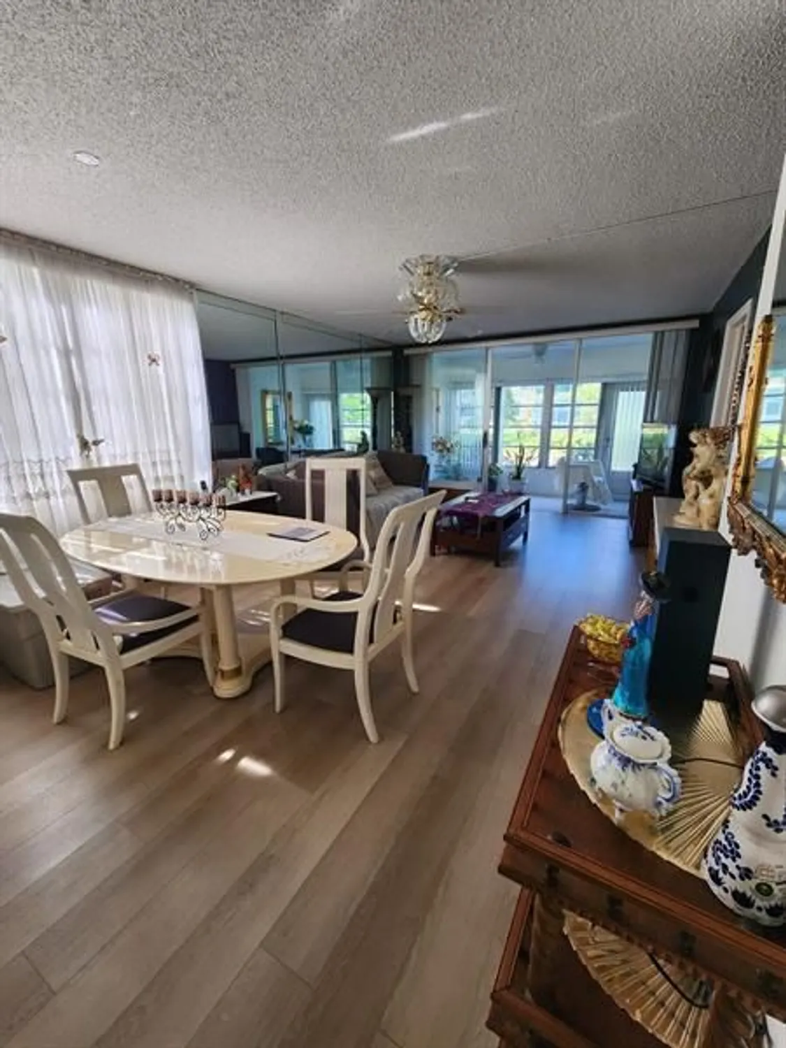 Property Slideshow image 1 of 14 | 5851 nw 62nd ave 101, Tamarac, FL, 33319