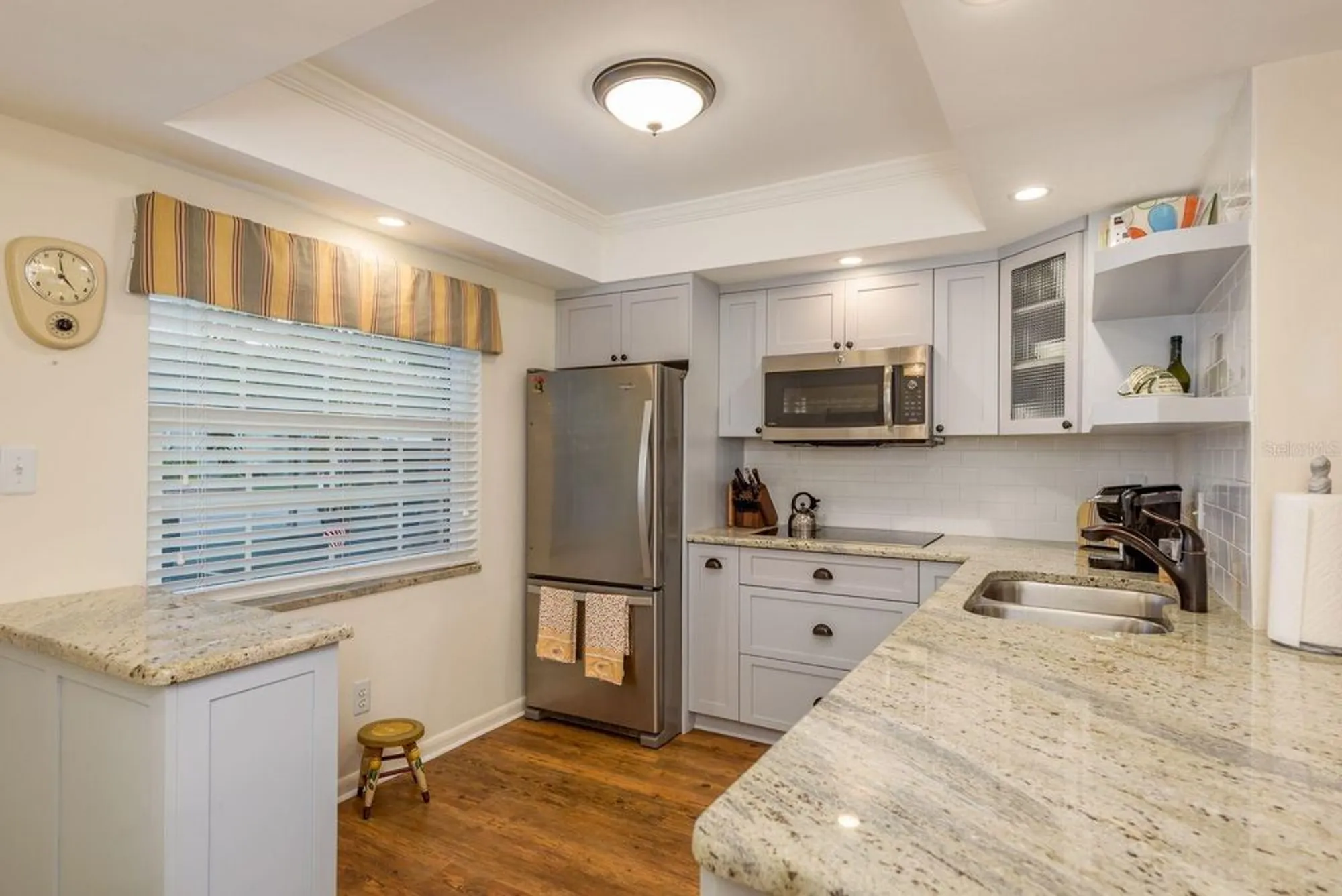 Property Slideshow image 5 of 27 | 952 virginia st 105, Dunedin, FL, 34698