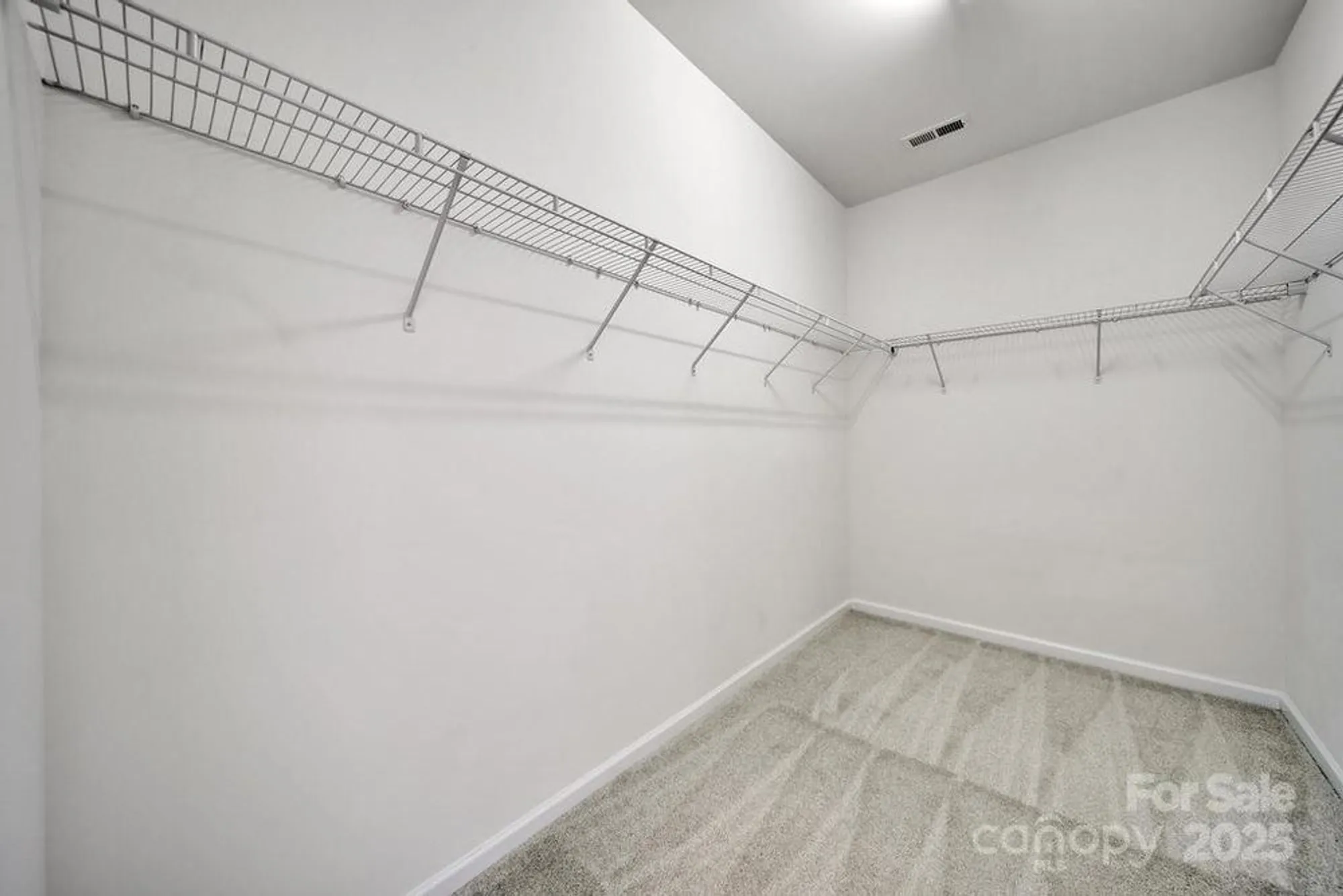 Property Slideshow image 20 of 40 | 328 garnet ct, Fort Mill, SC, 29708