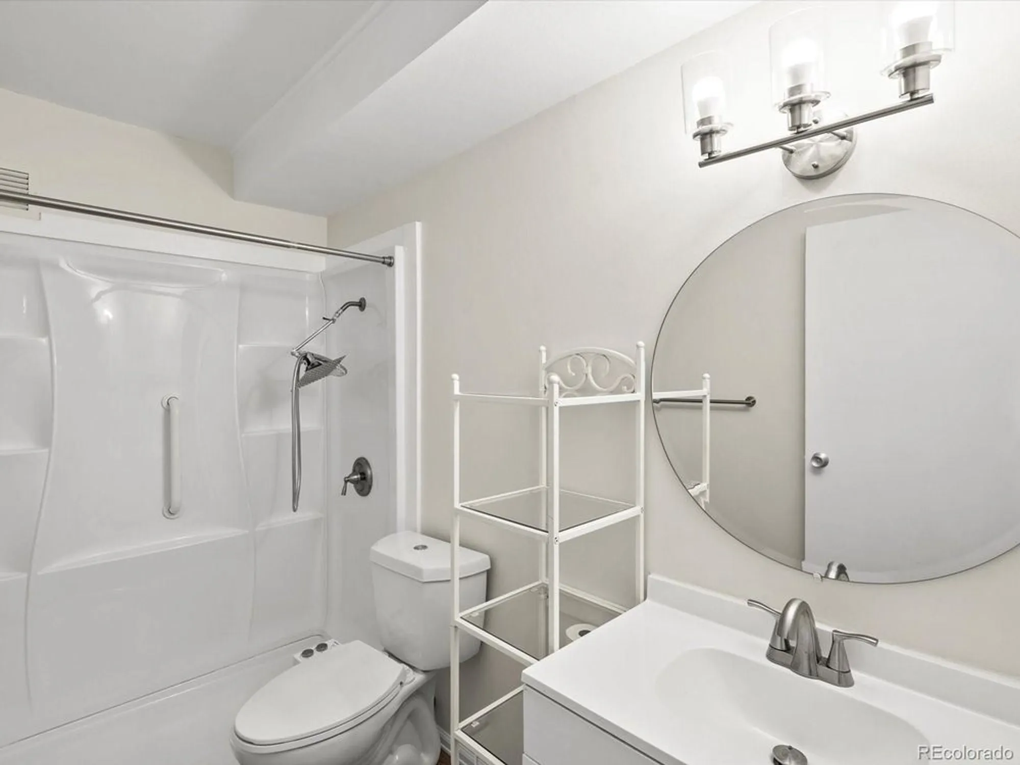 Property Slideshow image 23 of 40 | 9385 e center ave 1b, Denver, CO, 80247