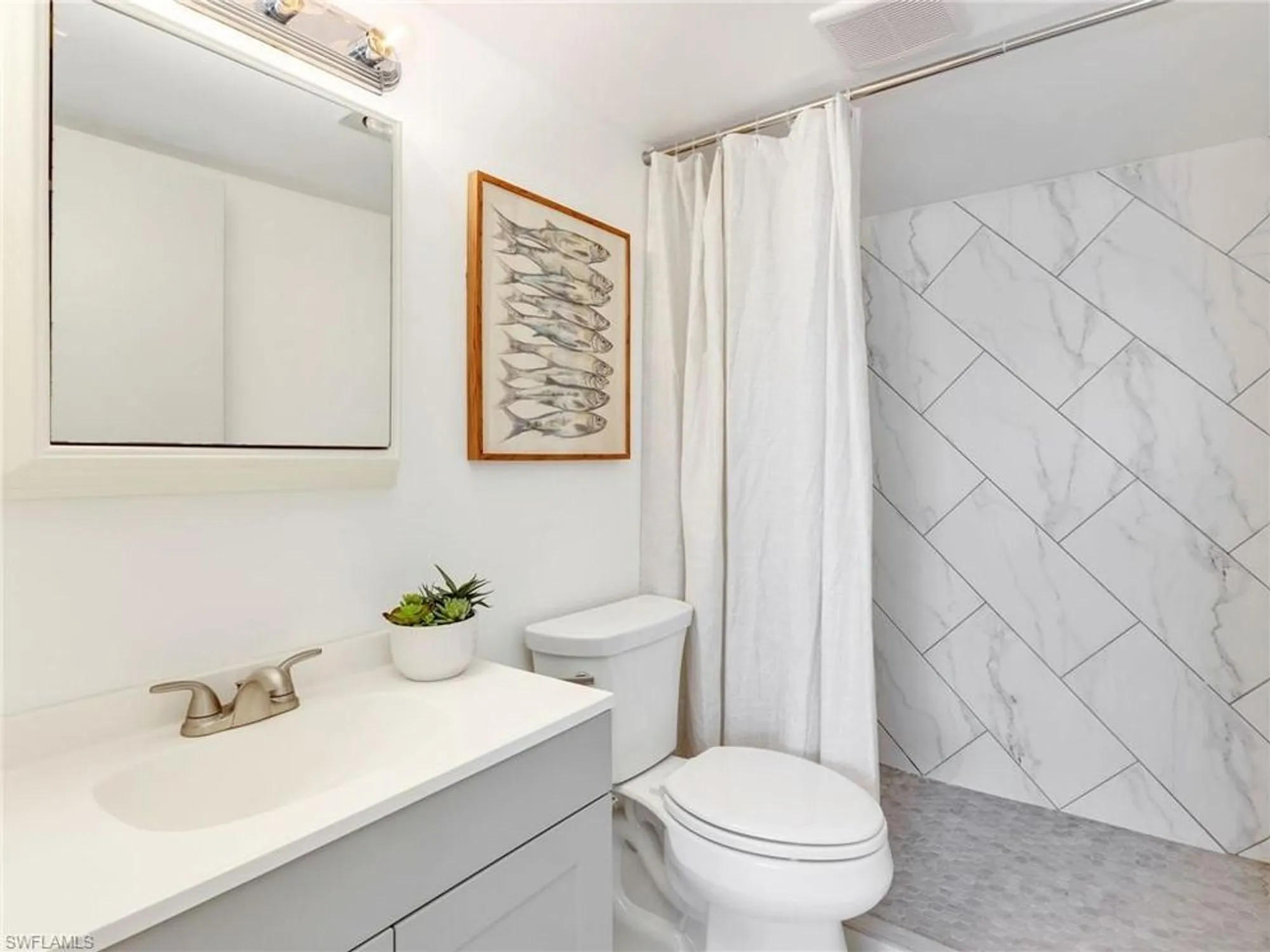 Property Slideshow image 25 of 33 | 4260 se 20th pl apt 402, Cape Coral, FL, 33904