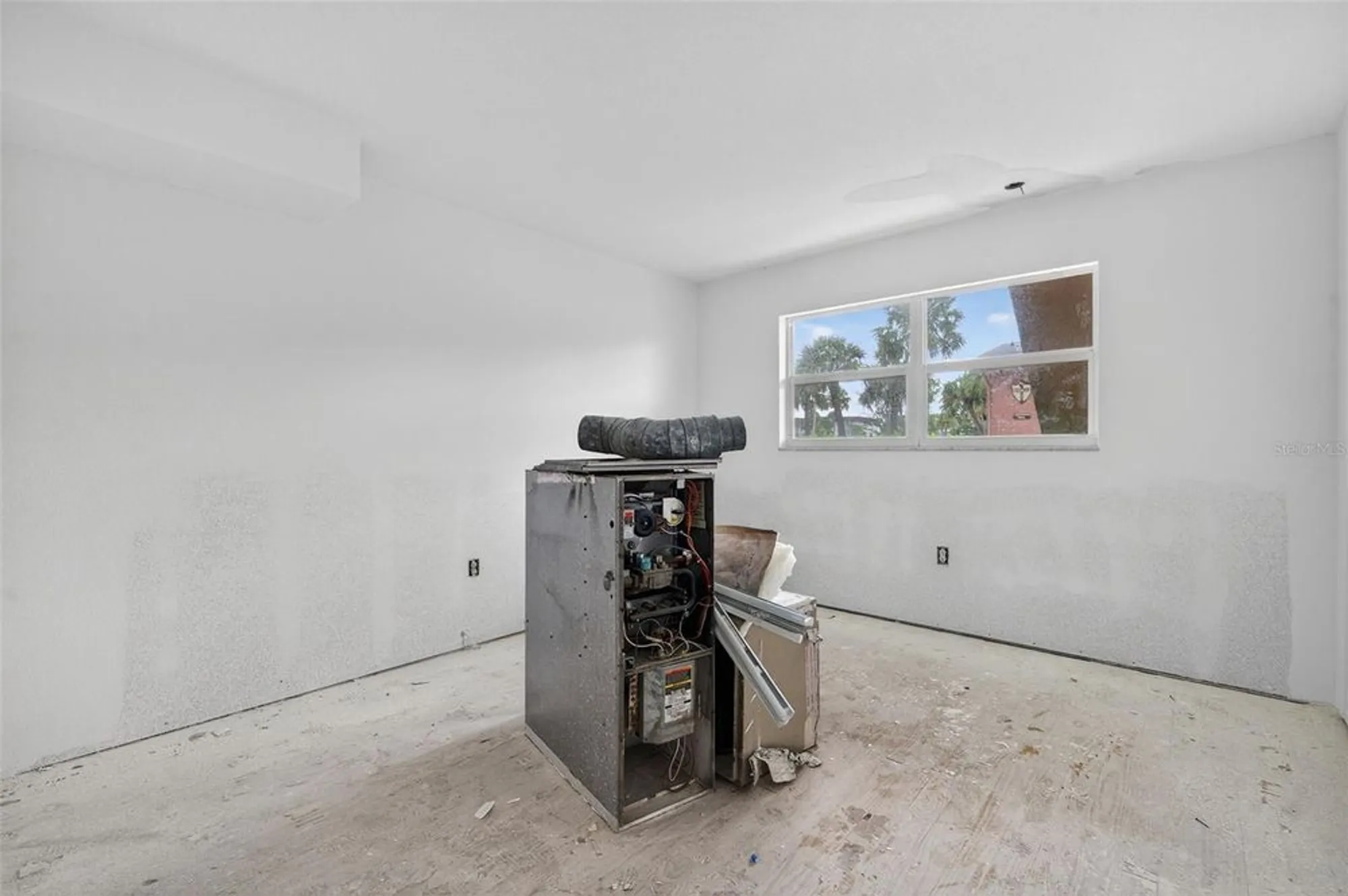 Property Slideshow image 16 of 44 | 2 causeway blvd 101, Dunedin, FL, 34698