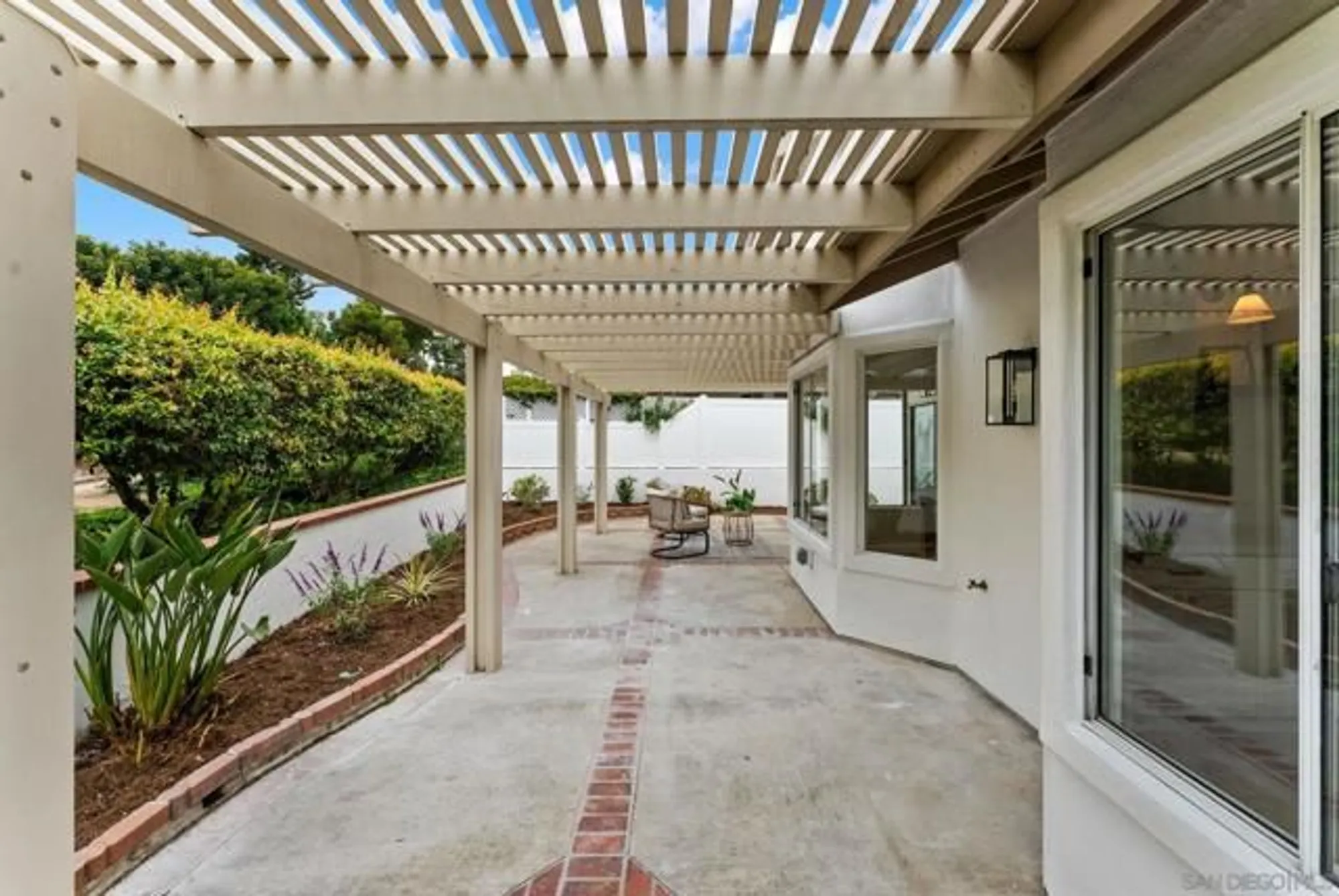 Property Slideshow image 20 of 24 | 4695 adra way, Oceanside, CA, 92056